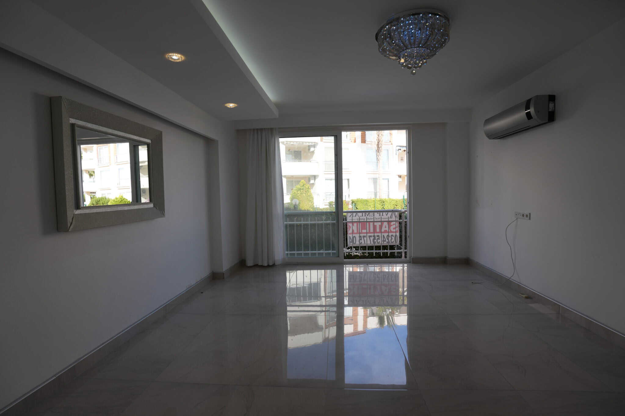 Mersin Erdemli Altınportakal Sitesi Satılık 3+1 Bahçe Katı Daire