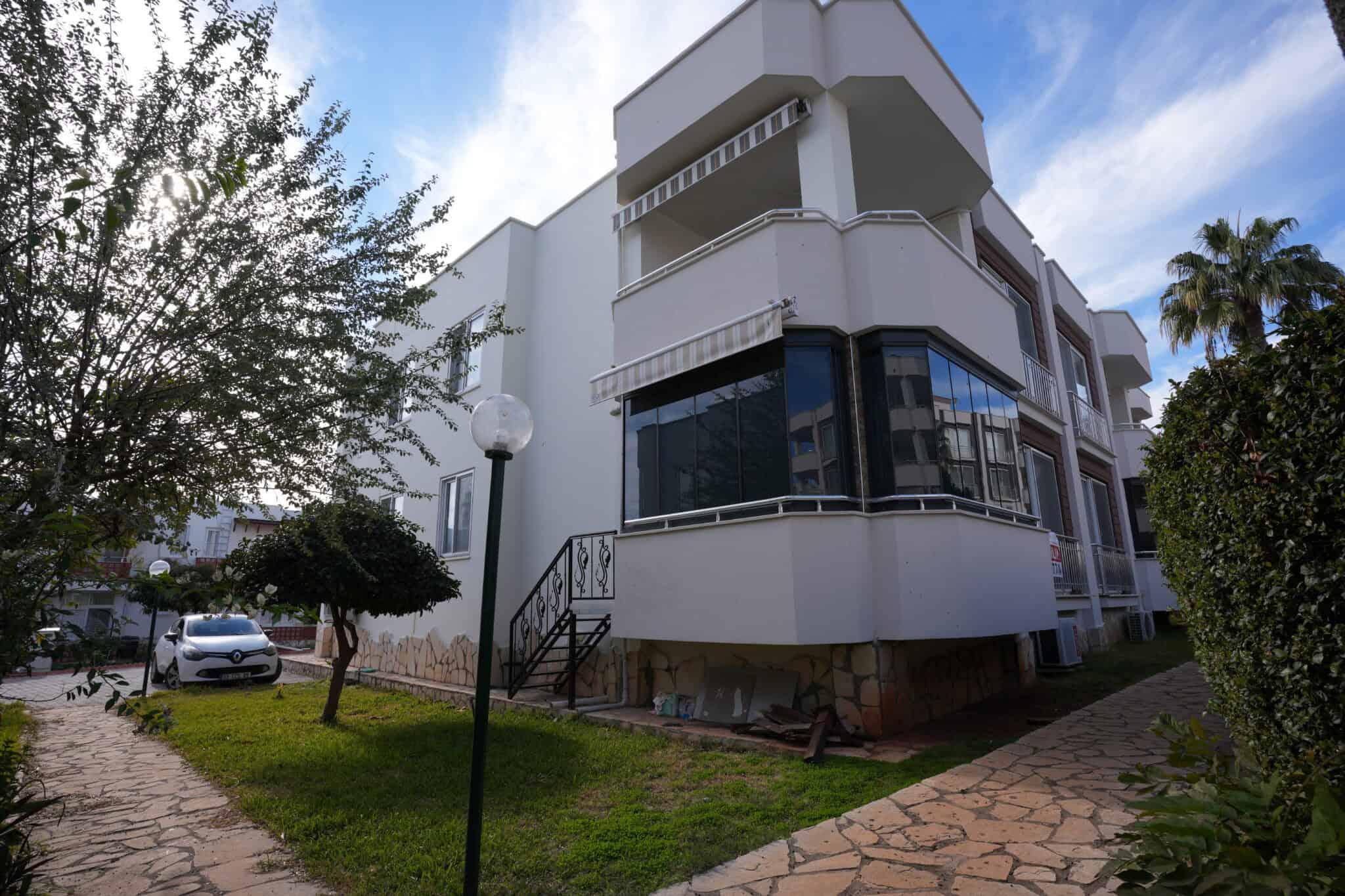 Mersin Erdemli Altınportakal Sitesi Satılık 3+1 Bahçe Katı Daire