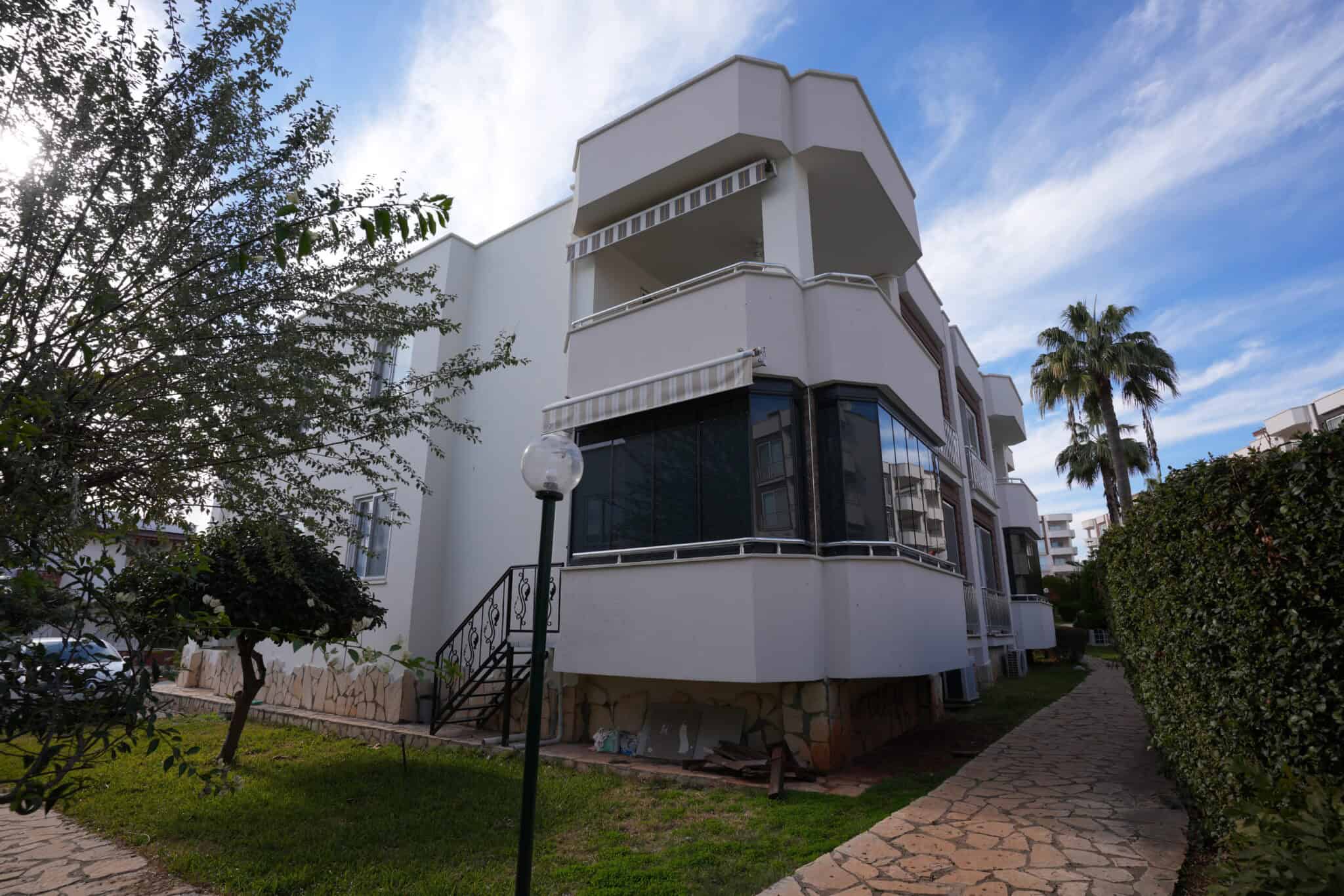 Mersin Erdemli Altınportakal Sitesi Satılık 3+1 Bahçe Katı Daire