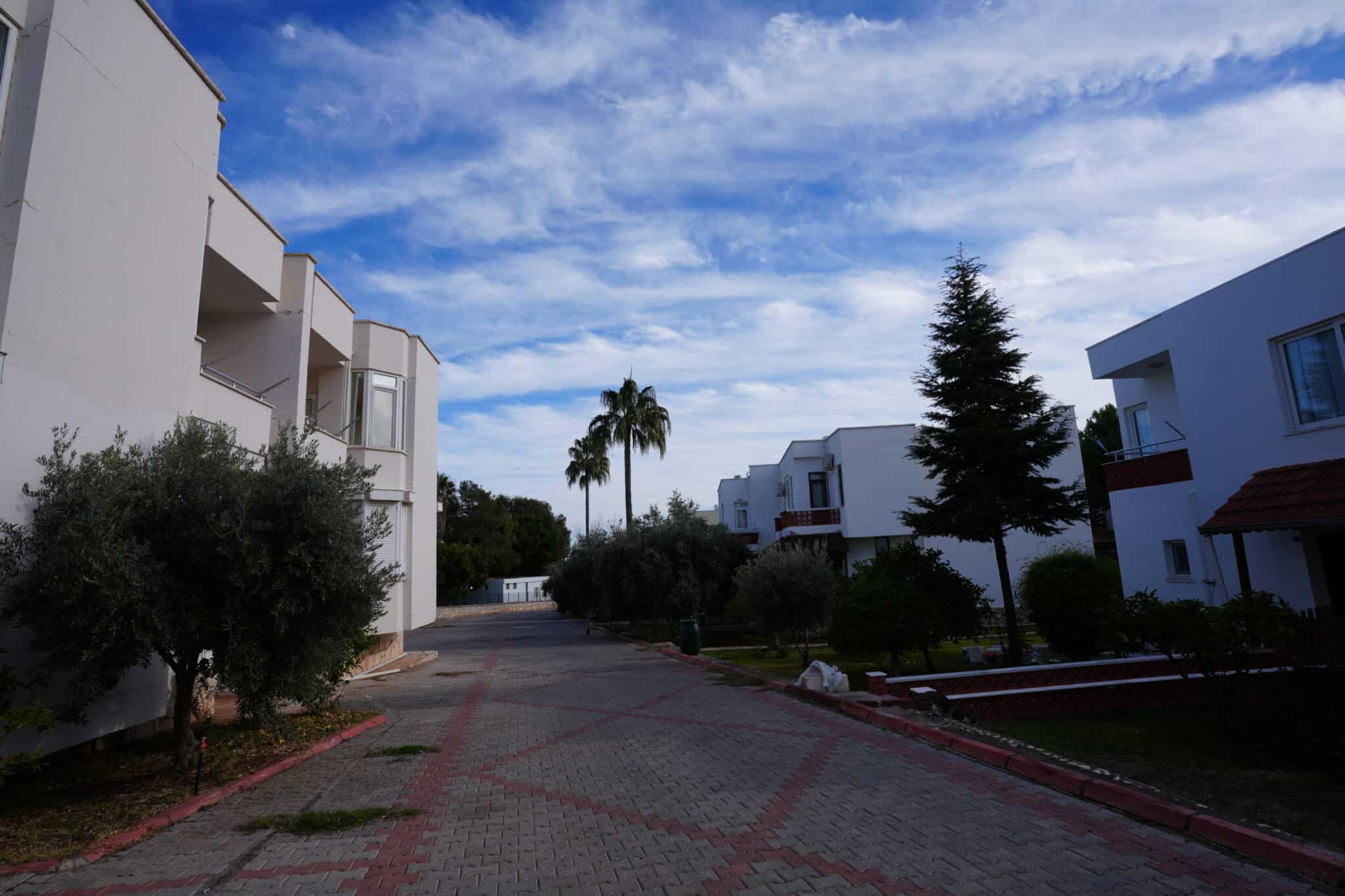 Mersin Erdemli Altınportakal Sitesi Satılık 3+1 Bahçe Katı Daire