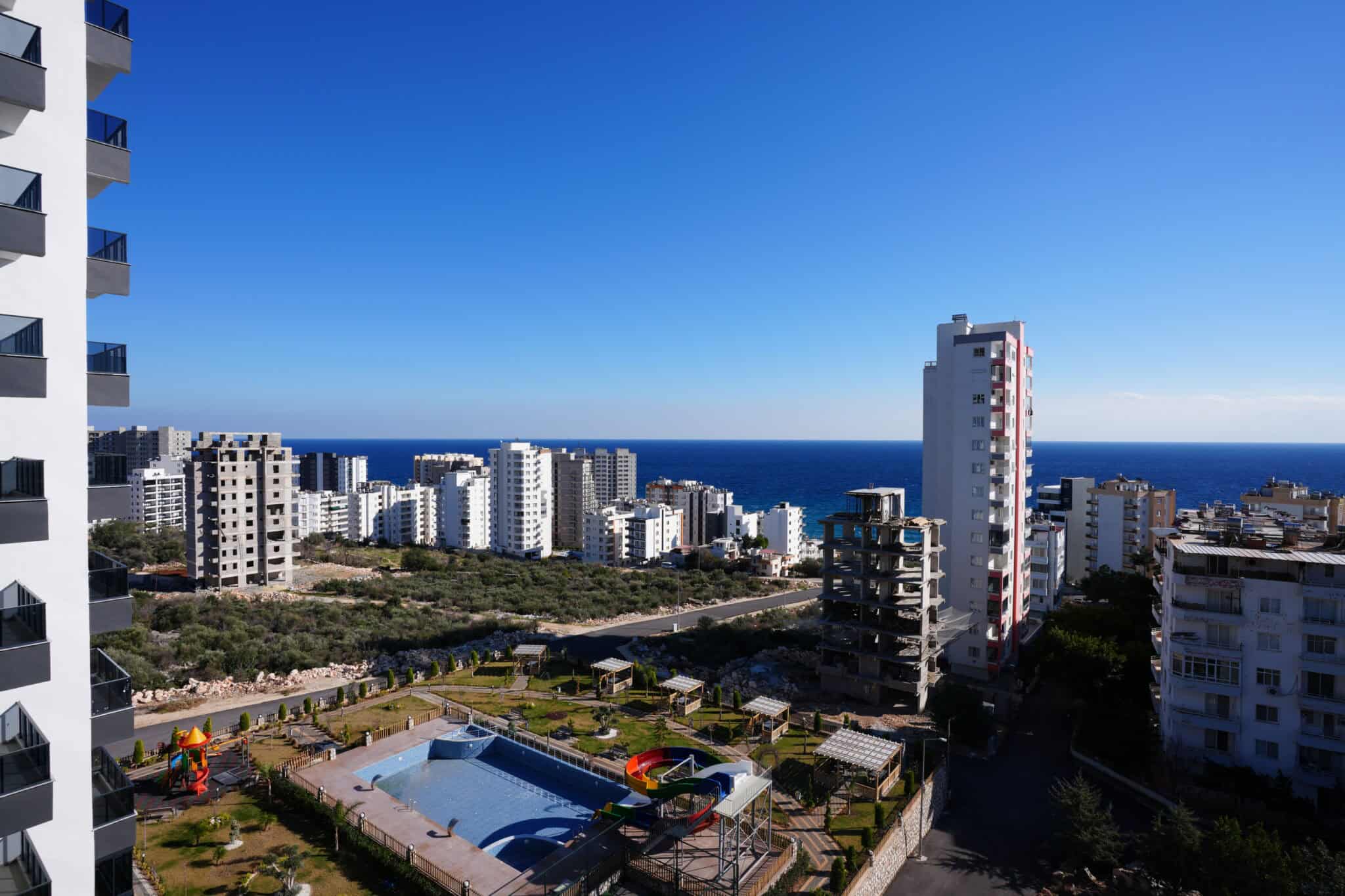 MERSİN ERDEMLİ AYAŞ ROYAL GARDEN DENİZ MANZARALI SATILIK 2+1 LÜKS DAİRE