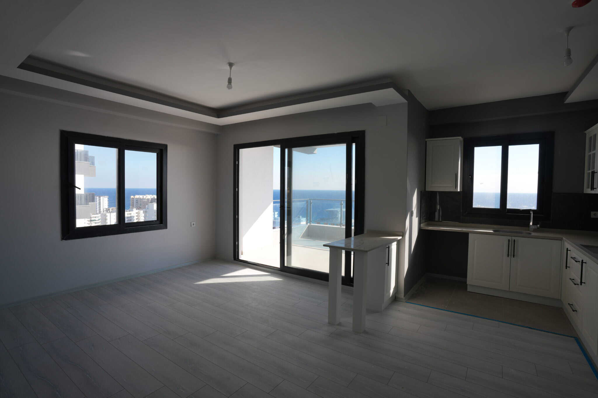 MERSİN ERDEMLİ AYAŞ ROYAL GARDEN DENİZ MANZARALI SATILIK 2+1 LÜKS DAİRE