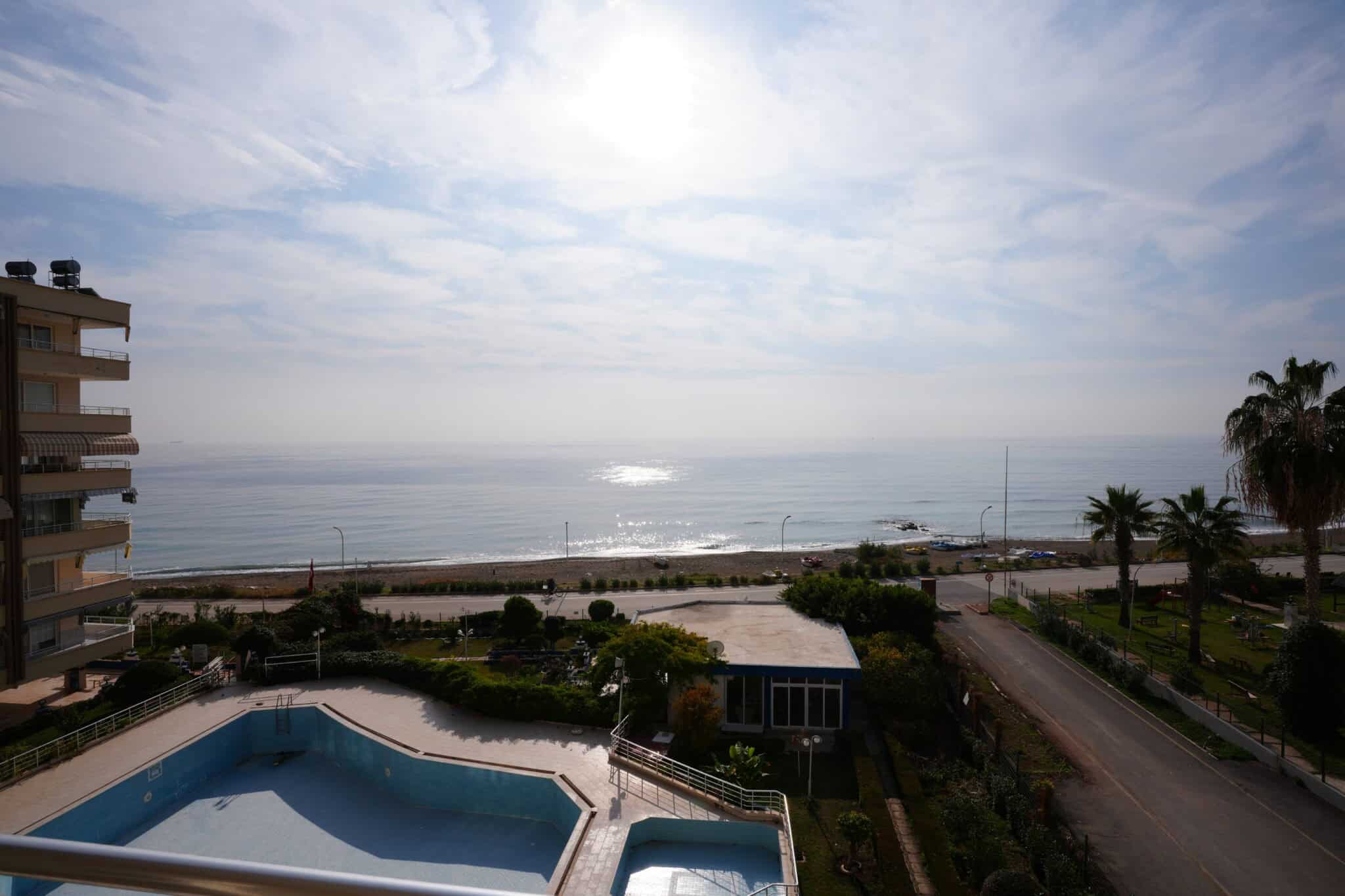 Mersin Erdemli Tömük Denize Sıfır Seçkinler Sitesi Satılık 3+1 Köşe Daire