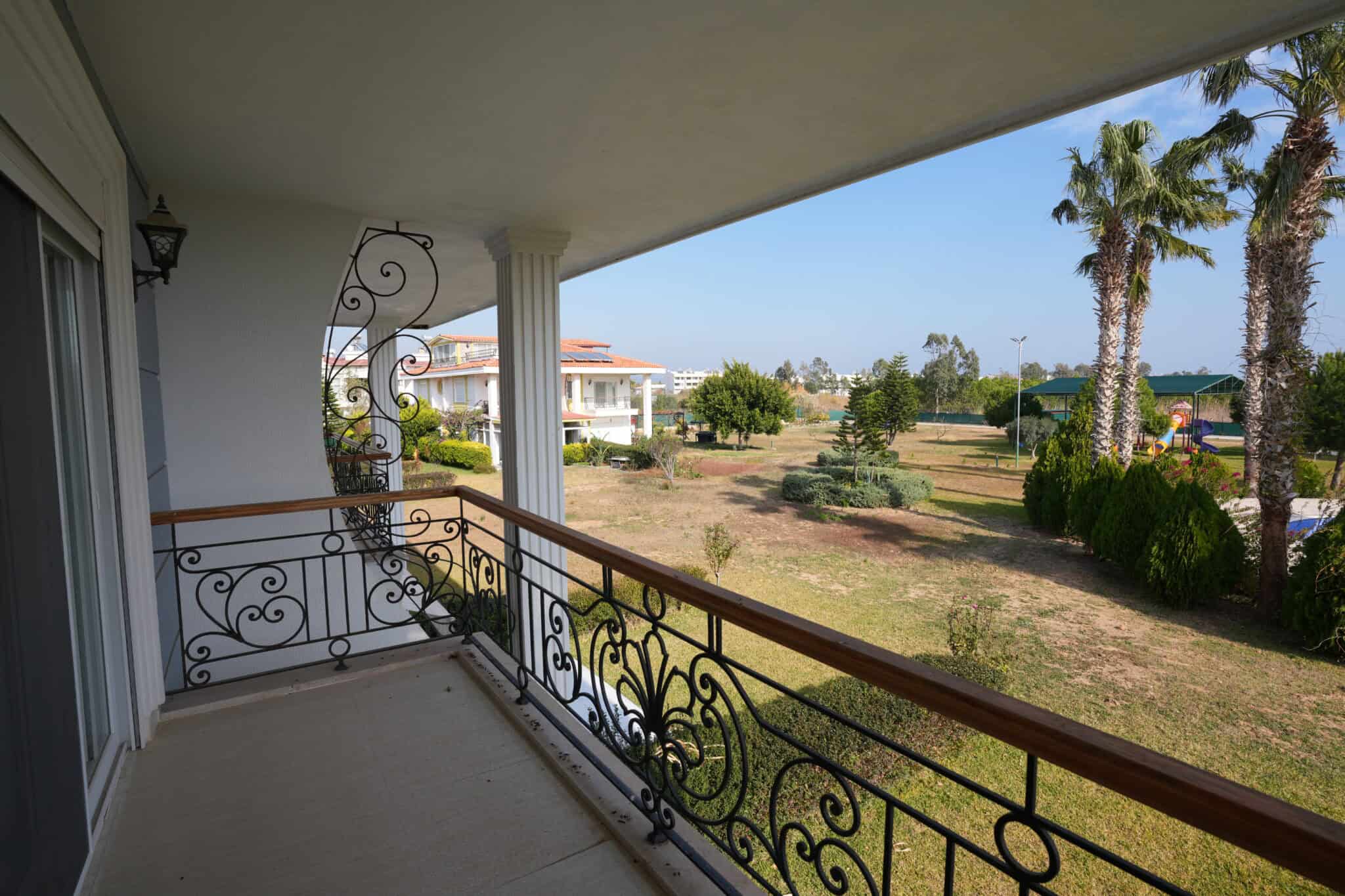 Mersin Silifke Altınkum Marpessa Vip 1 Sitesi Satılık 4+1 Villa