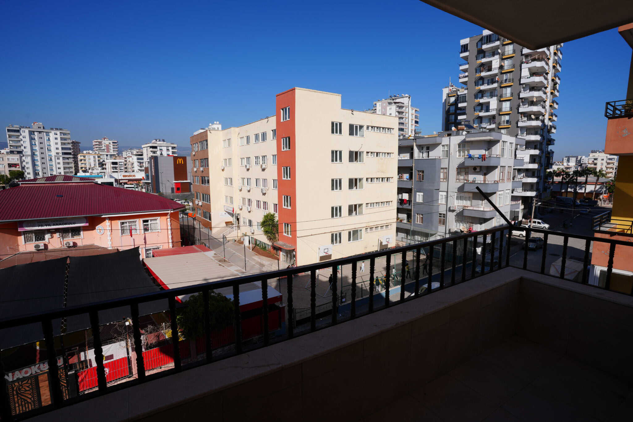 Mersin Erdemli Aşağı Alata Araç Takasına Uygun 3+1 Acil Satılık Fırsat Daire