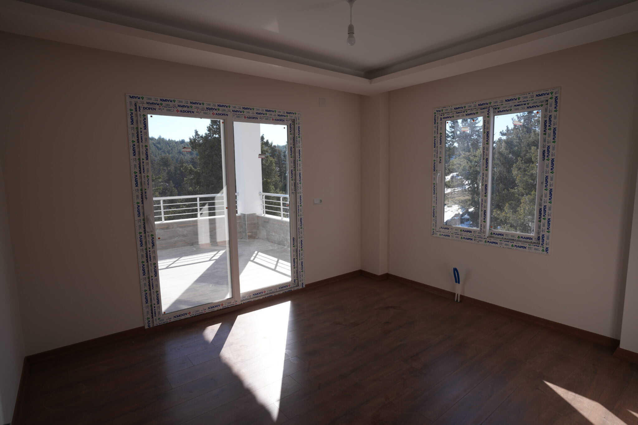 Mersin Erdemli Sarıkaya Ardıç Konakları Satılık Dubleks 4+1 200 m2 İkiz Villa