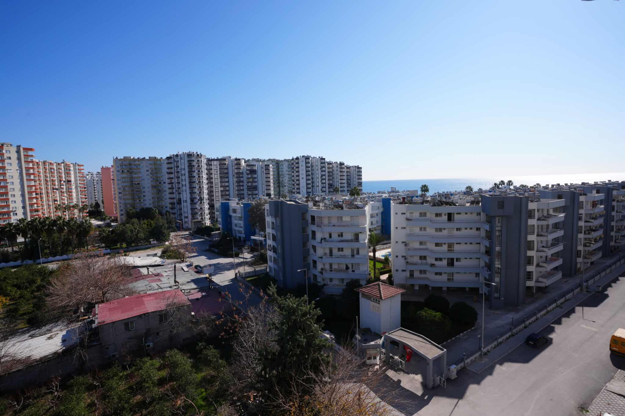 Mersin Erdemli Tömük Elbey Tower Eşyalı Satılık 2+1 Fırsat Daire