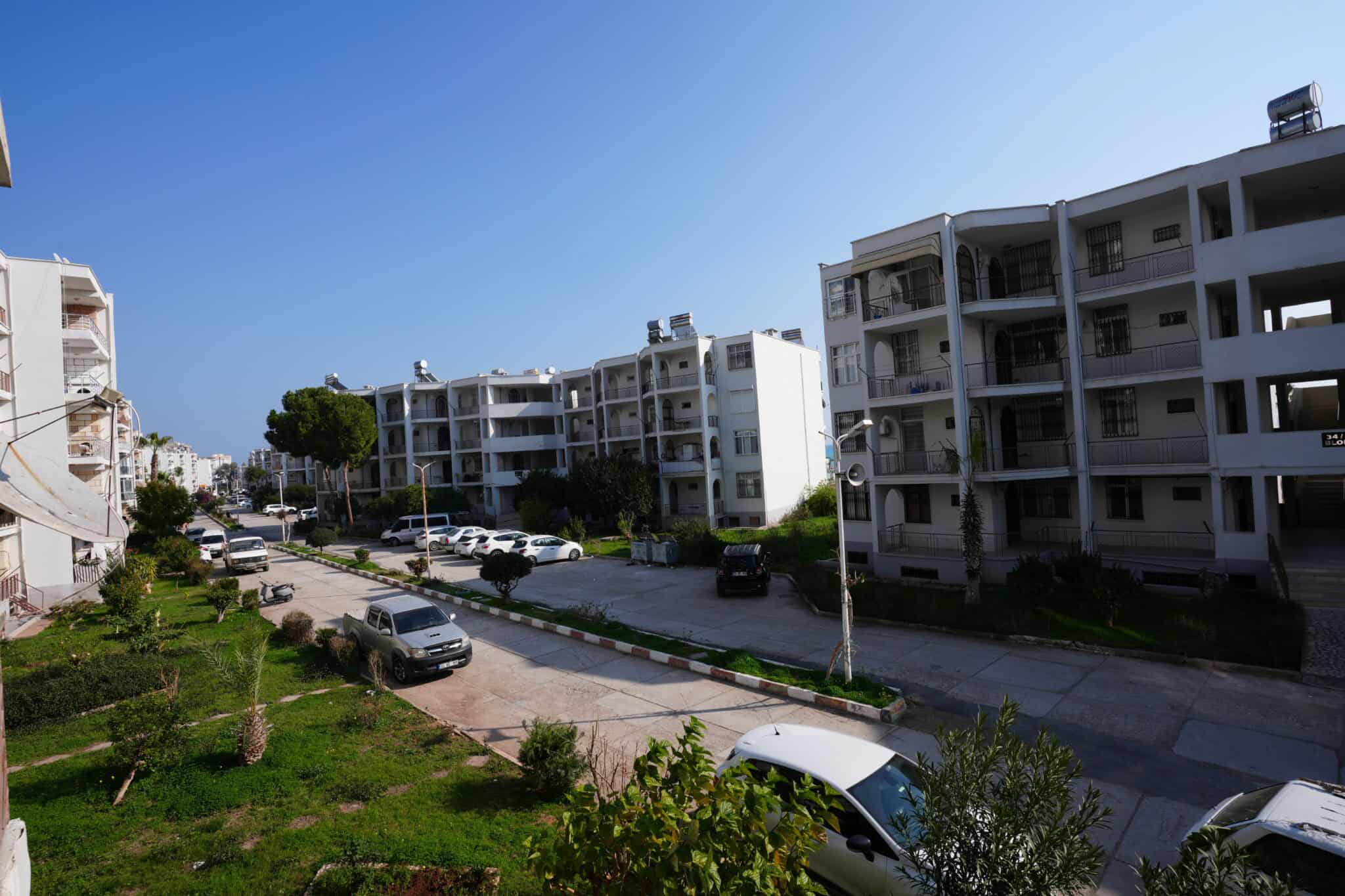 Mersin Erdemli Merkez Denize Sıfır Erciyes Sitesi Satılık 2+1 Daire