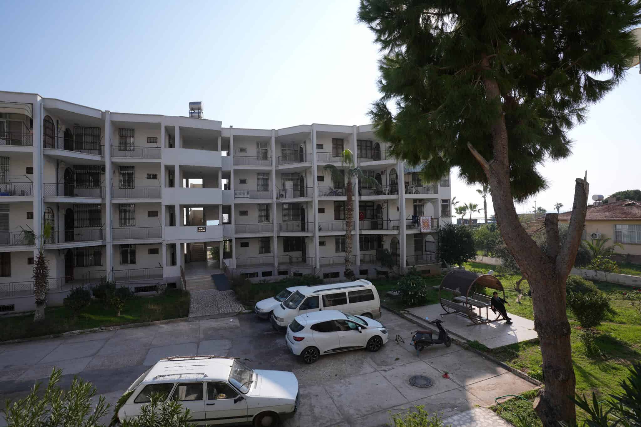 Mersin Erdemli Merkez Denize Sıfır Erciyes Sitesi Satılık 2+1 Daire