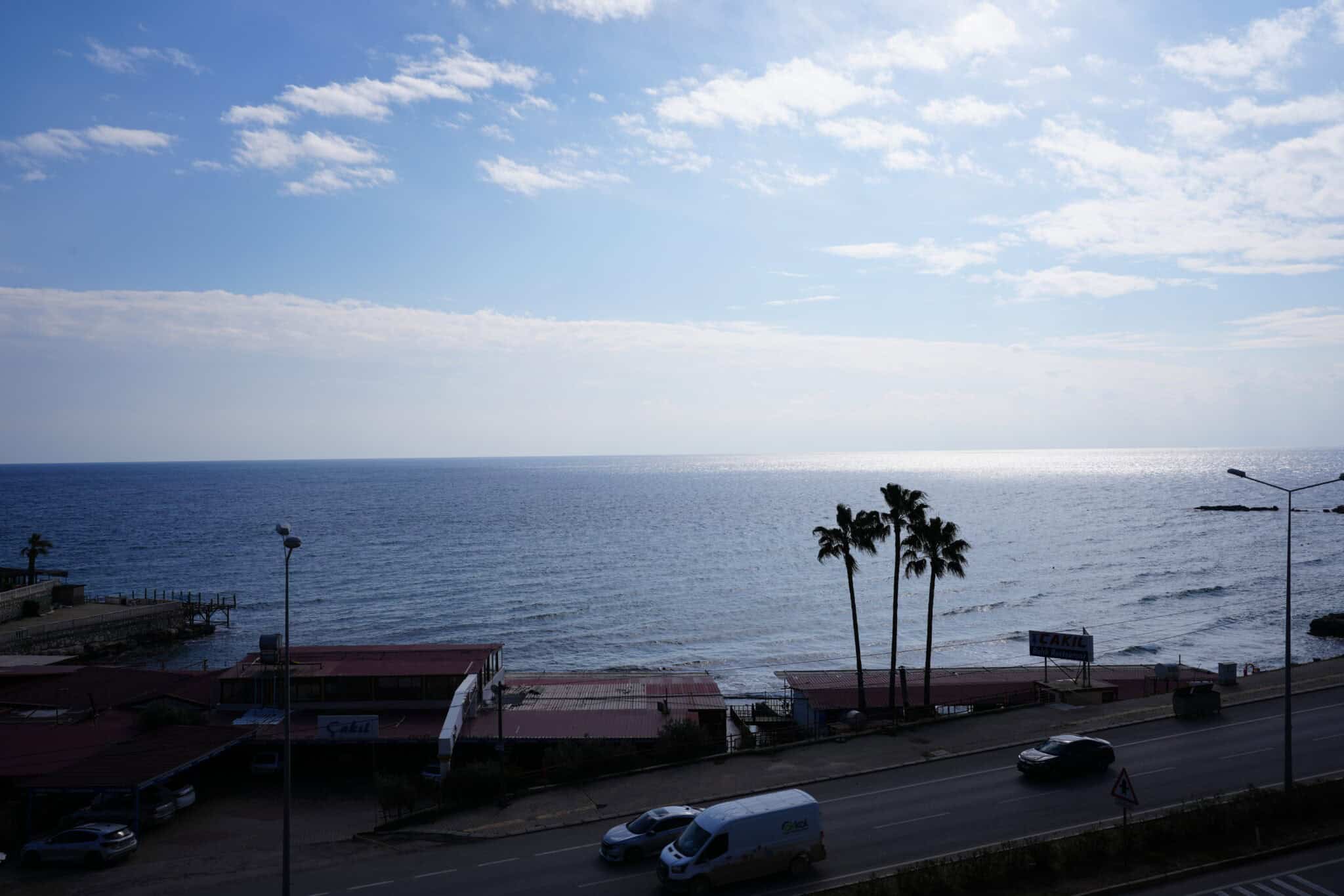 Mersin Erdemli Ayaş İraöz Suits Satılık 1+1 Deniz Manzaralı Daire