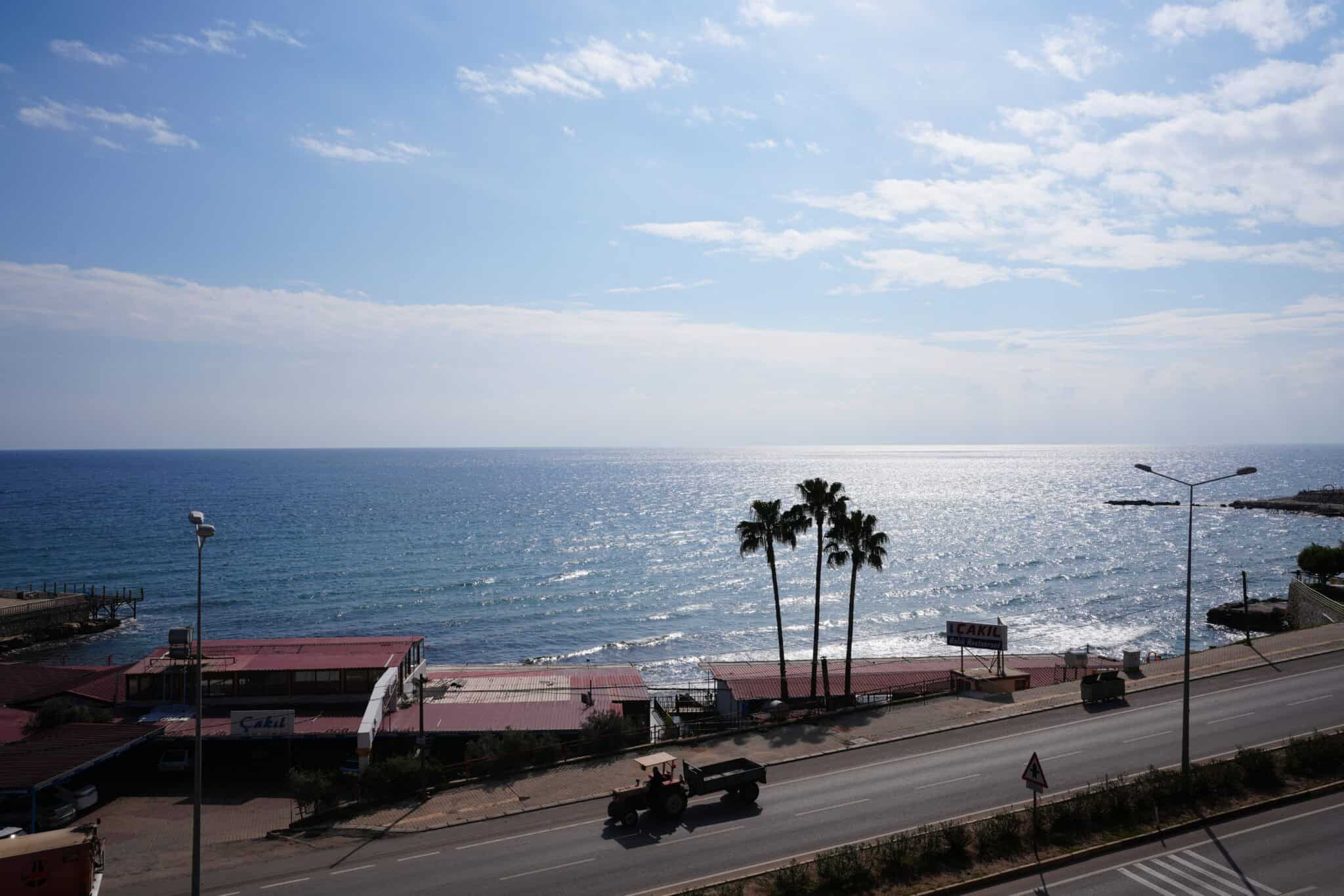 Mersin Erdemli Ayaş İraöz Suits Satılık 1+1 Deniz Manzaralı Daire