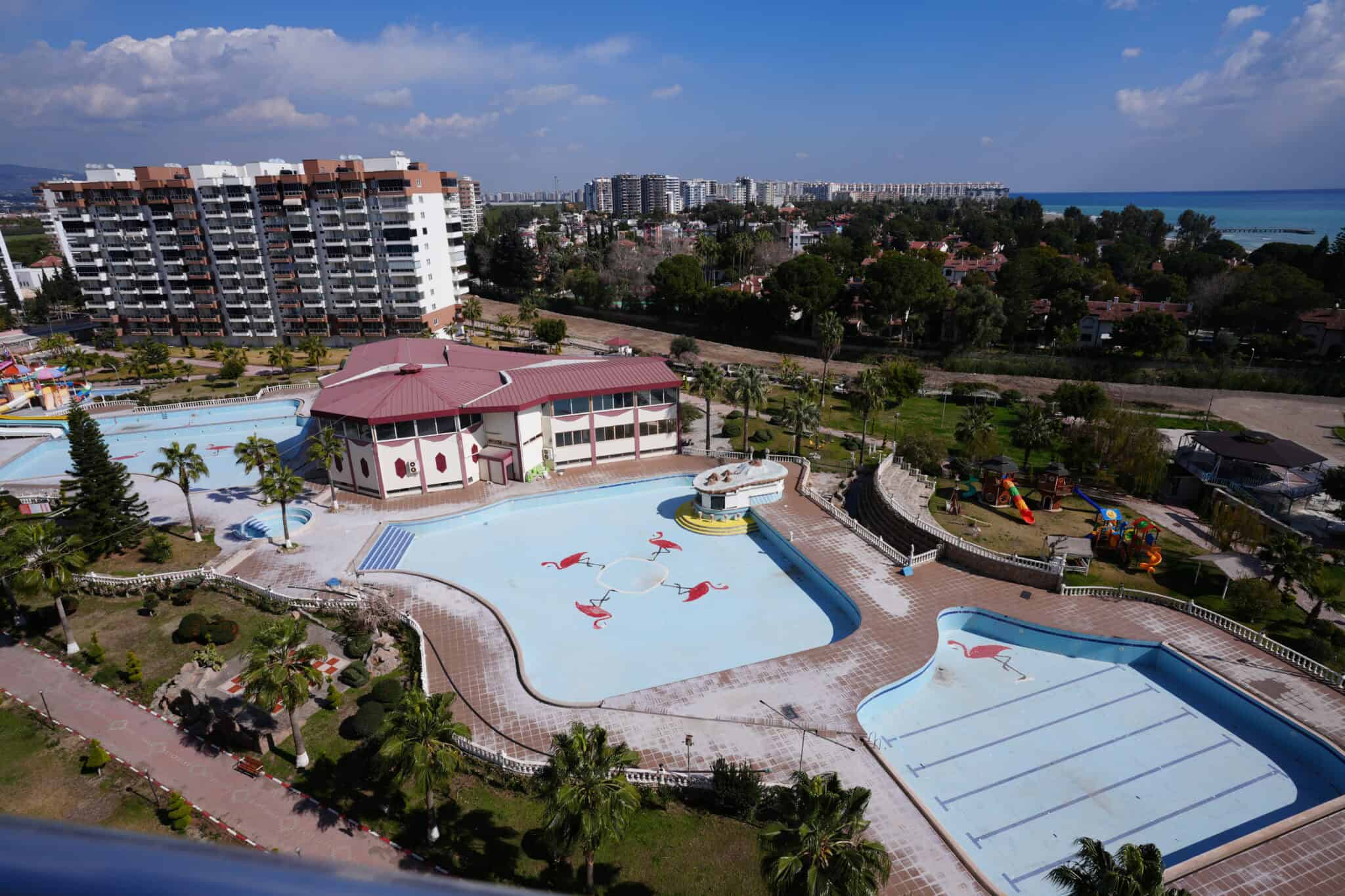 Mersin Erdemli Kargıpınarı Liparis Sunlife Denize Sıfır Satılık 2+1 Köşe Daire