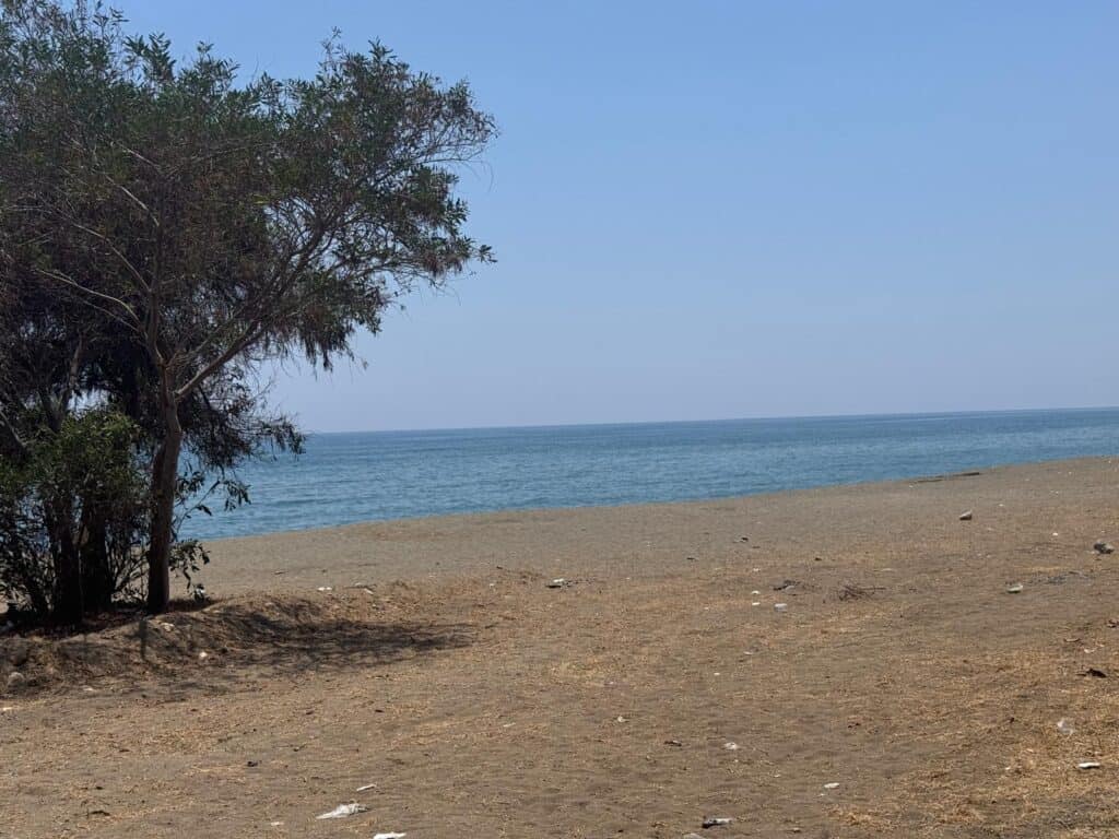 Mersin Erdemli Kocahasanlı Denize Sıfır Satılık 2+1 Daire