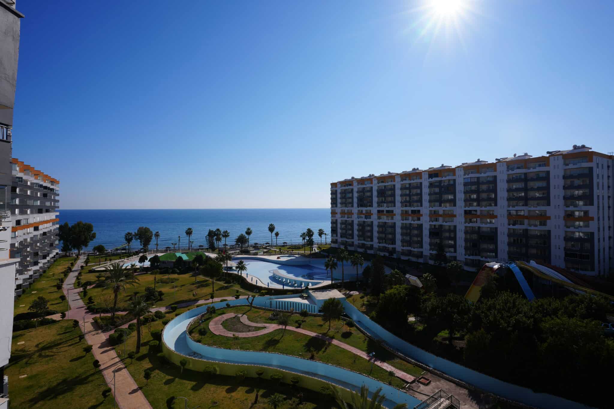 Mersin Erdemli Queenaba Sitesi Denize Sıfır 2+1 Satılık Daire