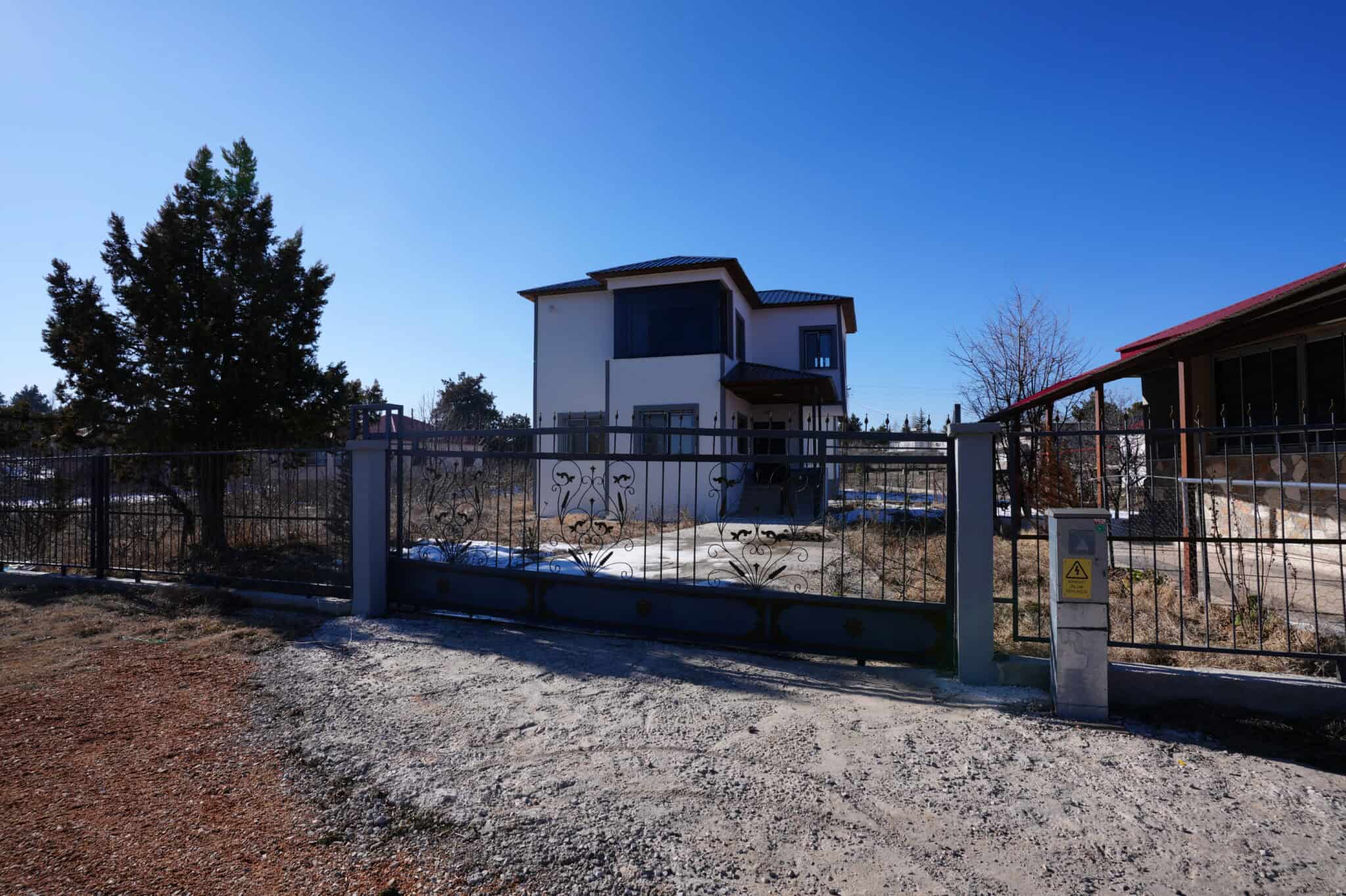 Mersin Erdemli Avgadı Yaylası 4+1 200 M2 Satılık Dubleks Villa