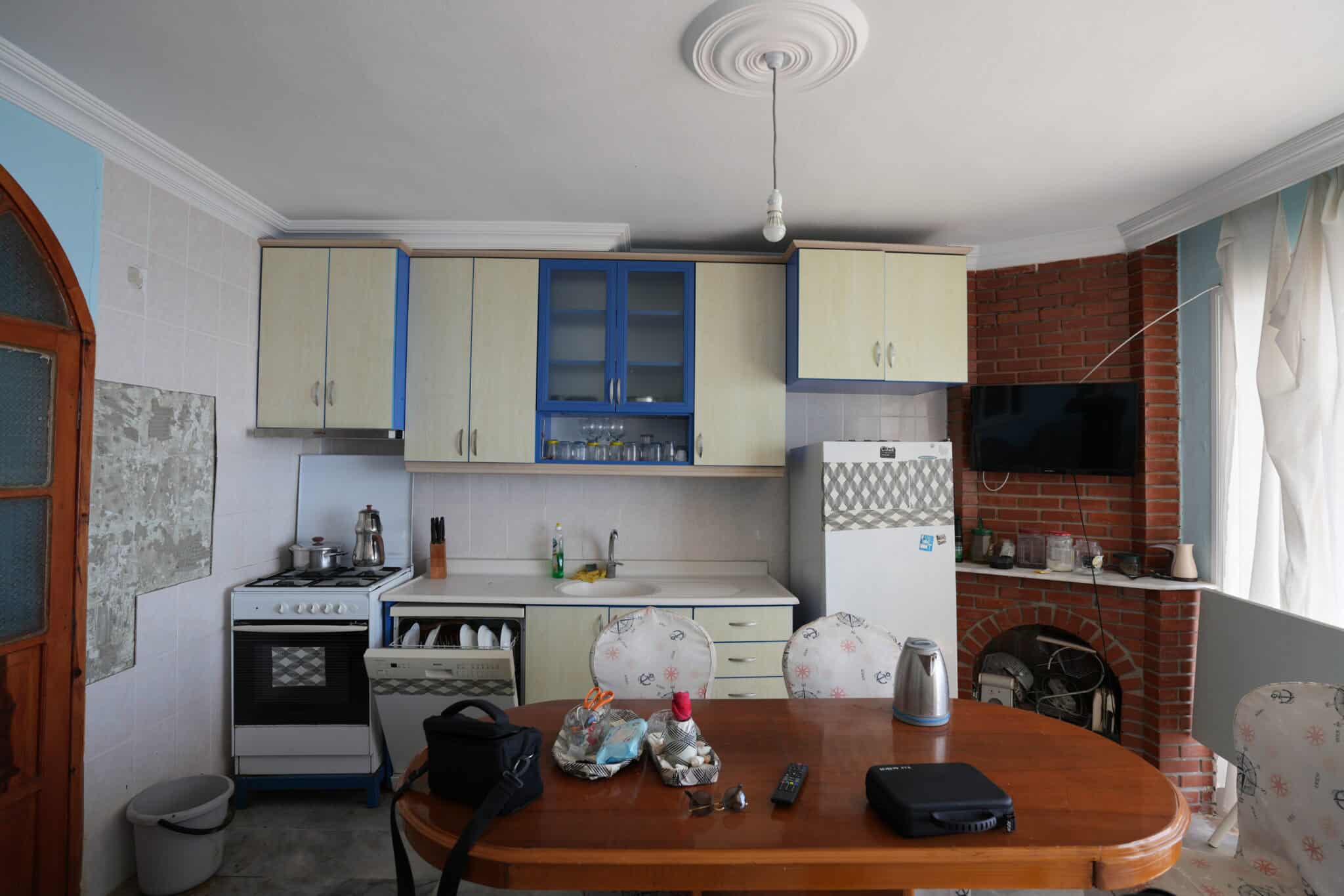 Mersin Erdemli Ayaş Denize Sıfır Sezen Sitesi 3+1 Satılık Daire