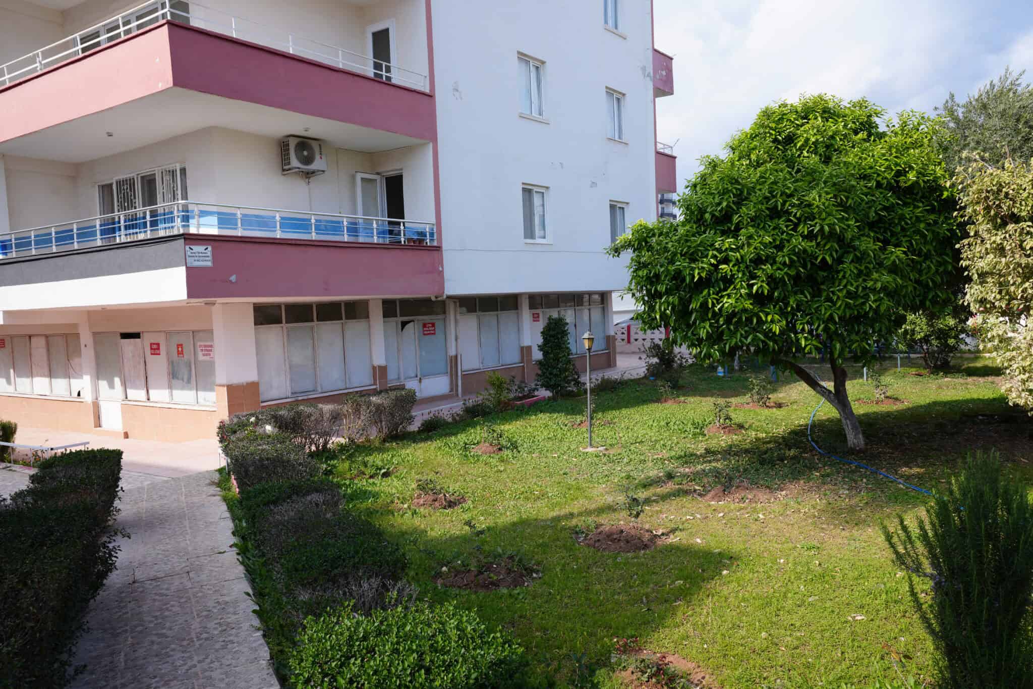 Mersin Erdemli Limonlu Özden 1 Sitesi Satılık  Bahçe Katı Daire