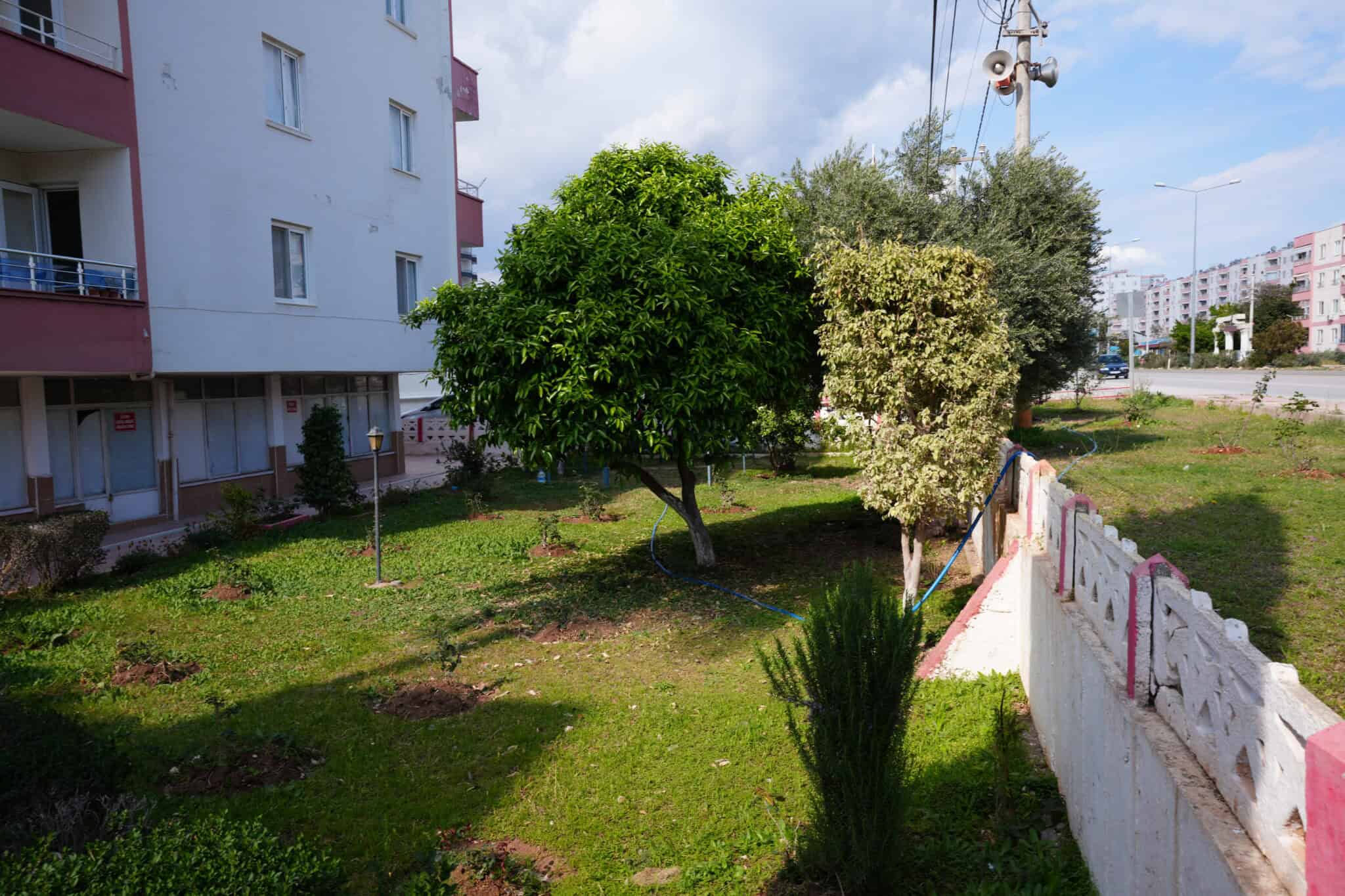 Mersin Erdemli Limonlu Özden 1 Sitesi Satılık  Bahçe Katı Daire