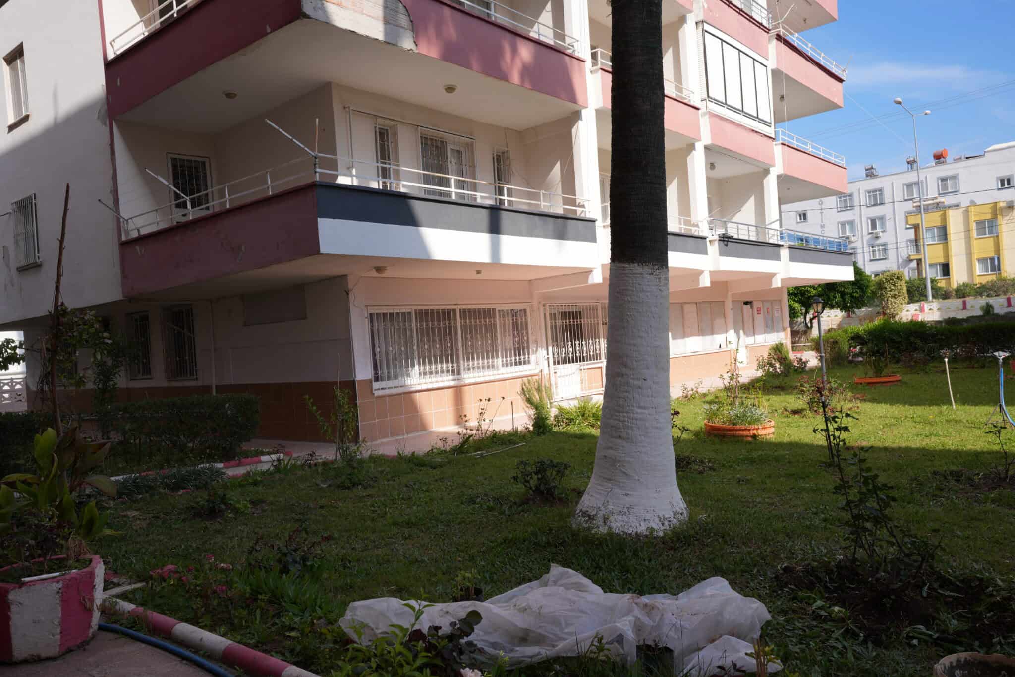 Mersin Erdemli Limonlu Özden 1 Sitesi Satılık  Bahçe Katı Daire
