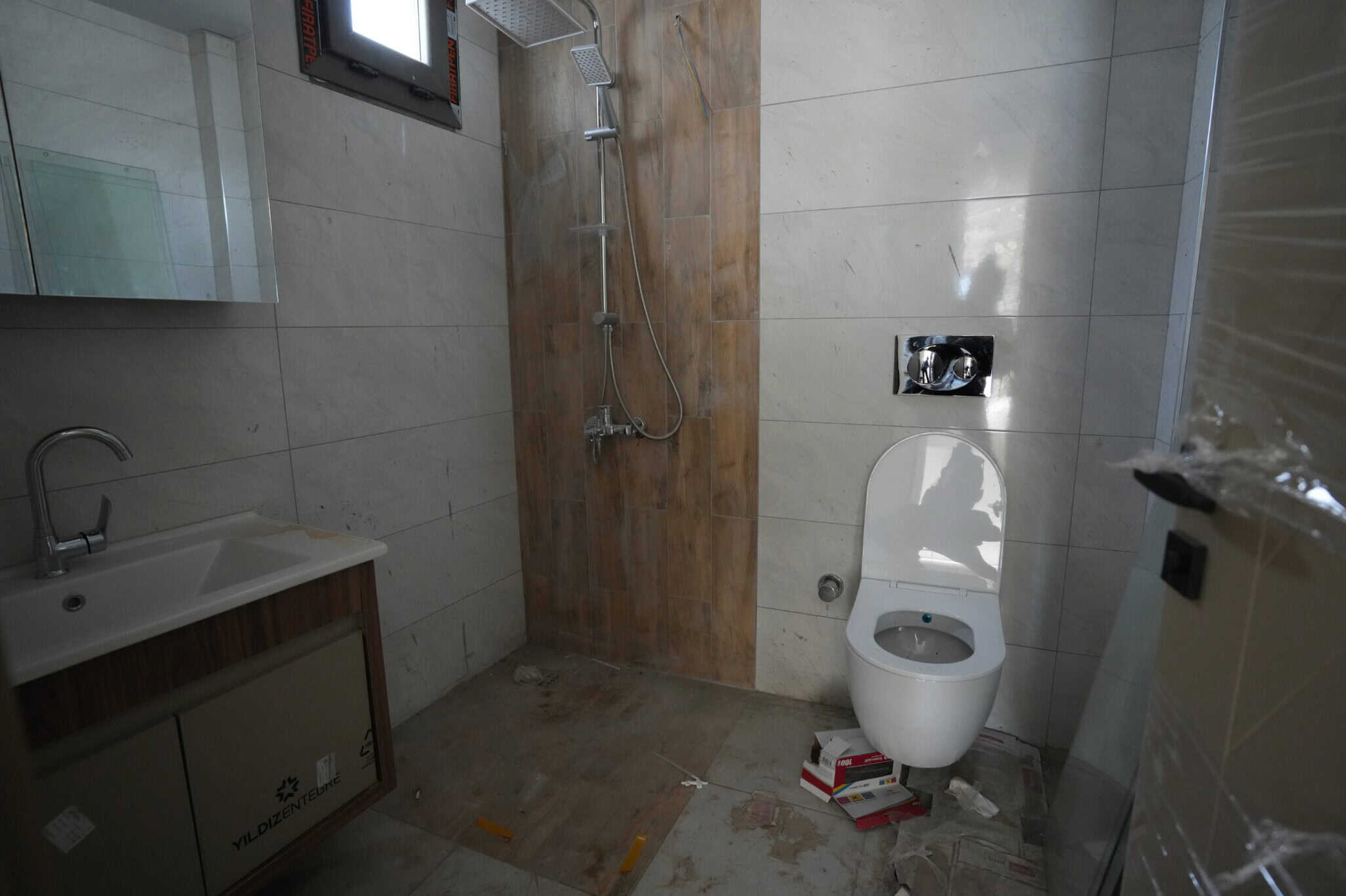 Mersin Erdemli Arpaçbahşiş Özgün Royal Satılık 1+1 Köşe Daire