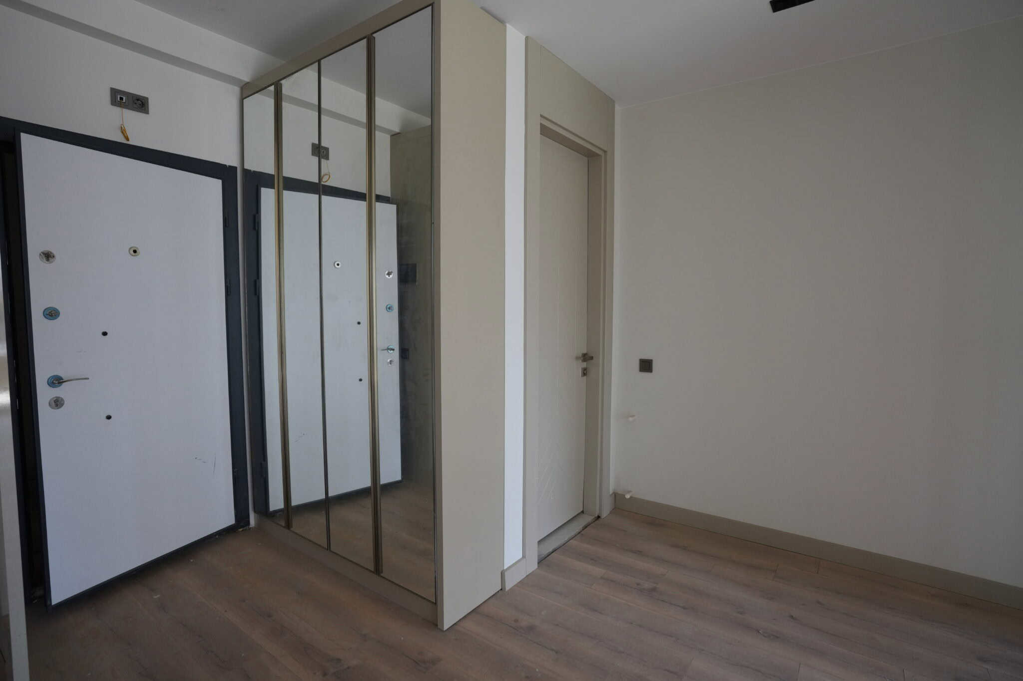 Mersin Erdemli Arpaçbahşiş Özgün Royal Satılık 2+1 Daire