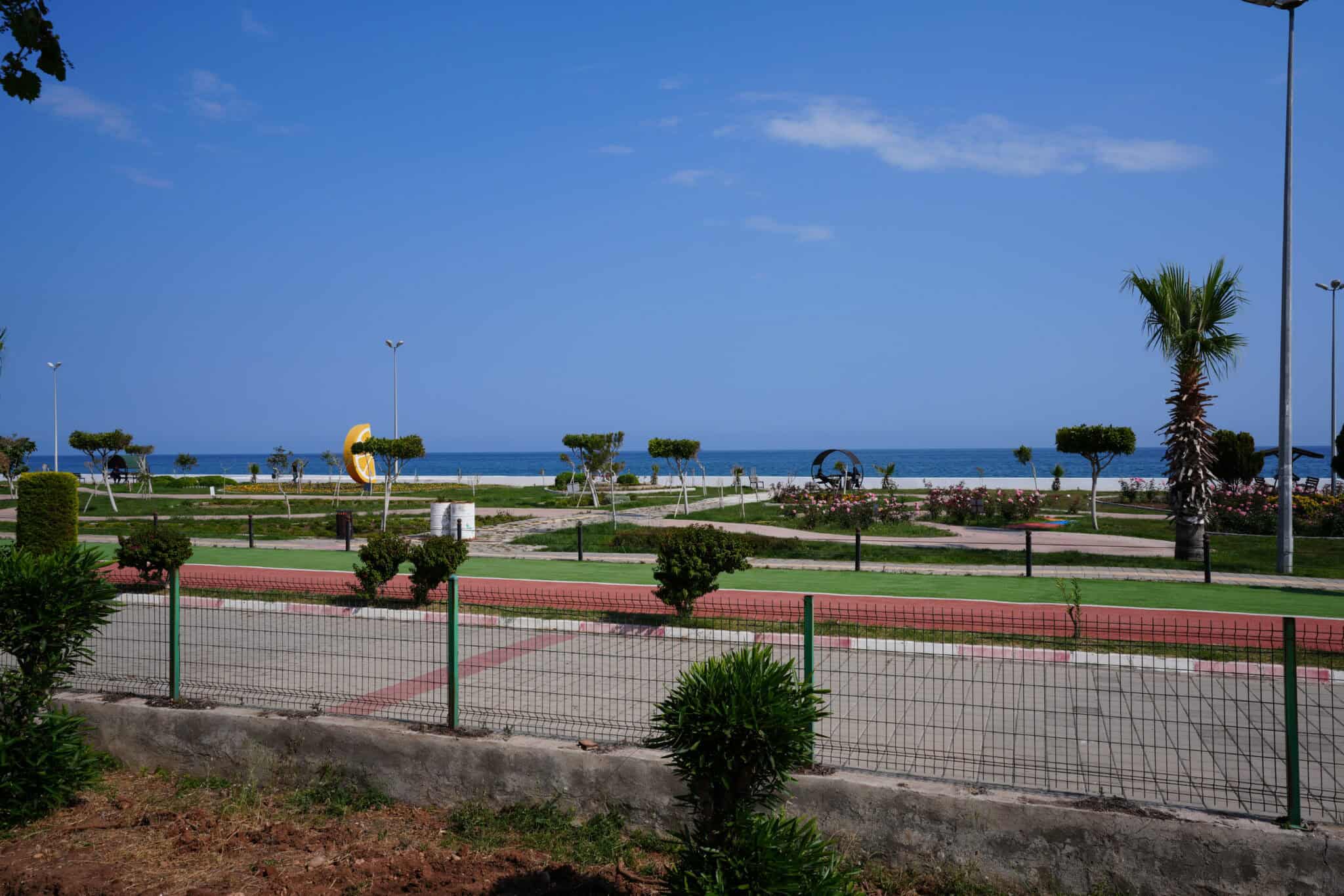 Mersin Erdemli Erciyes Sitesi Satılık  Ön Blok Bahçe Katı Daire