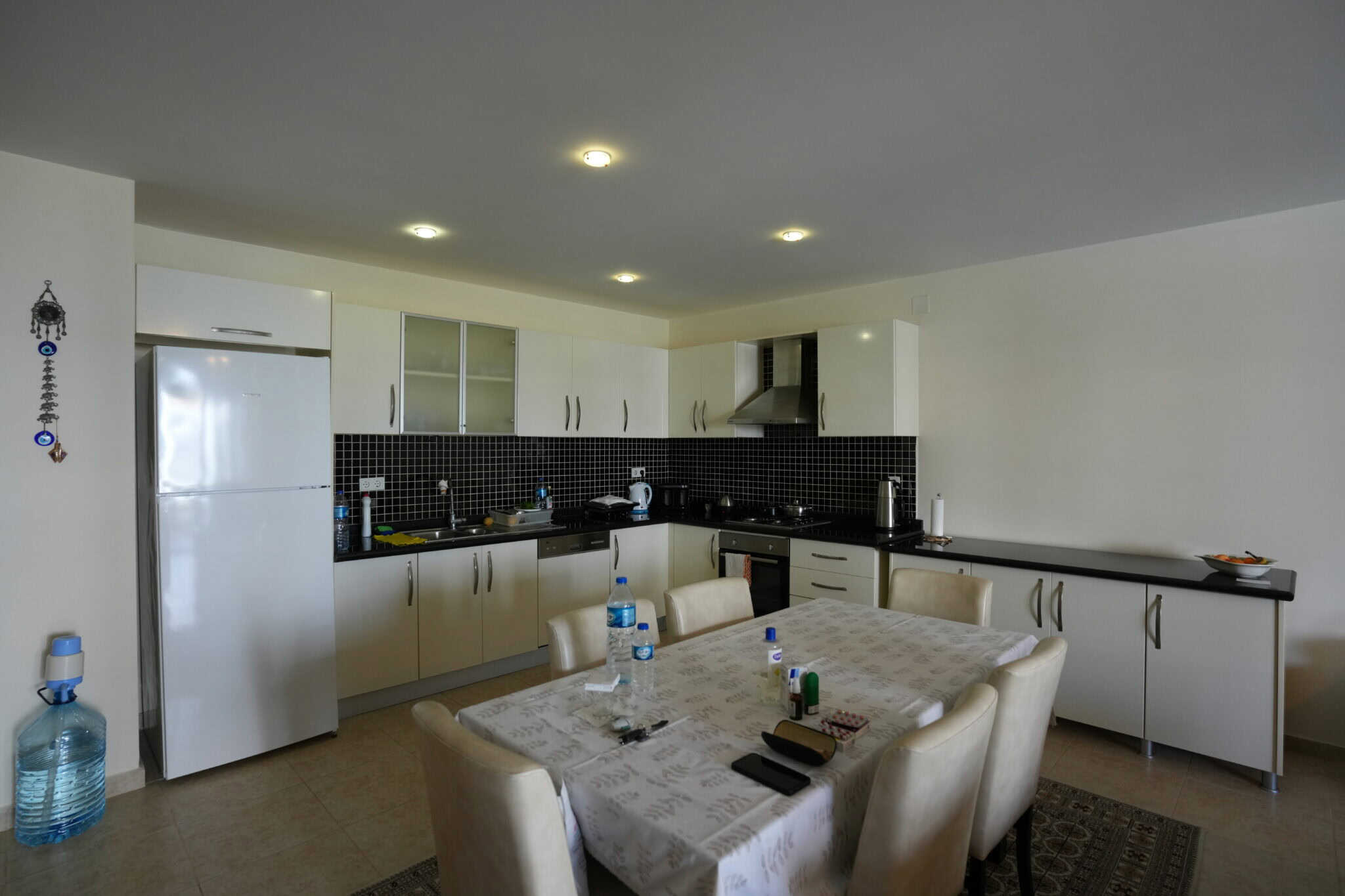 Mersin Erdemli Kargıpınarı Denize Sıfır Queenaba Sitesi E Blok   Satılık   3+1 Eşyalı Daire