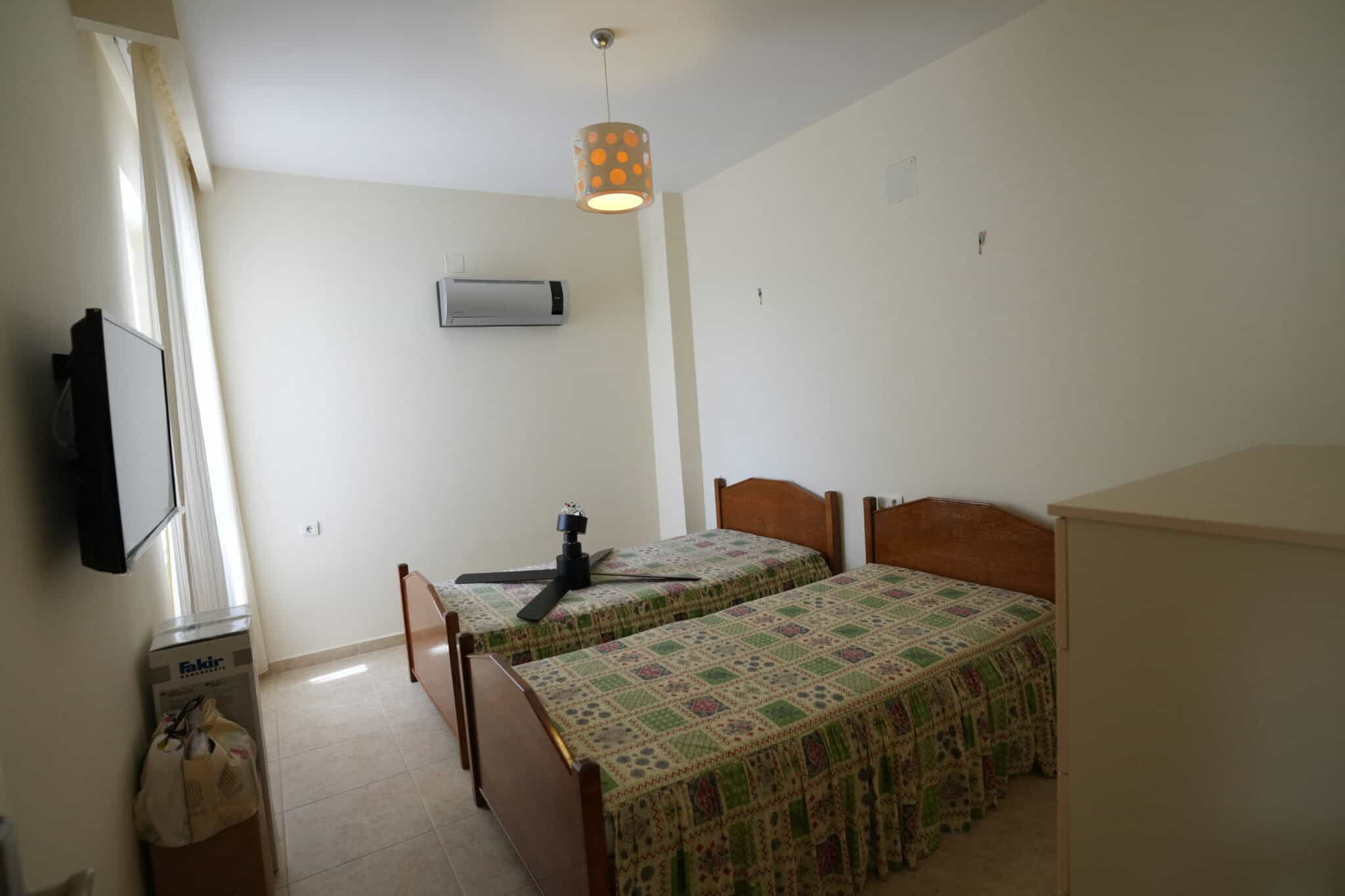 Mersin Erdemli Kargıpınarı Denize Sıfır Queenaba Sitesi E Blok   Satılık   3+1 Eşyalı Daire