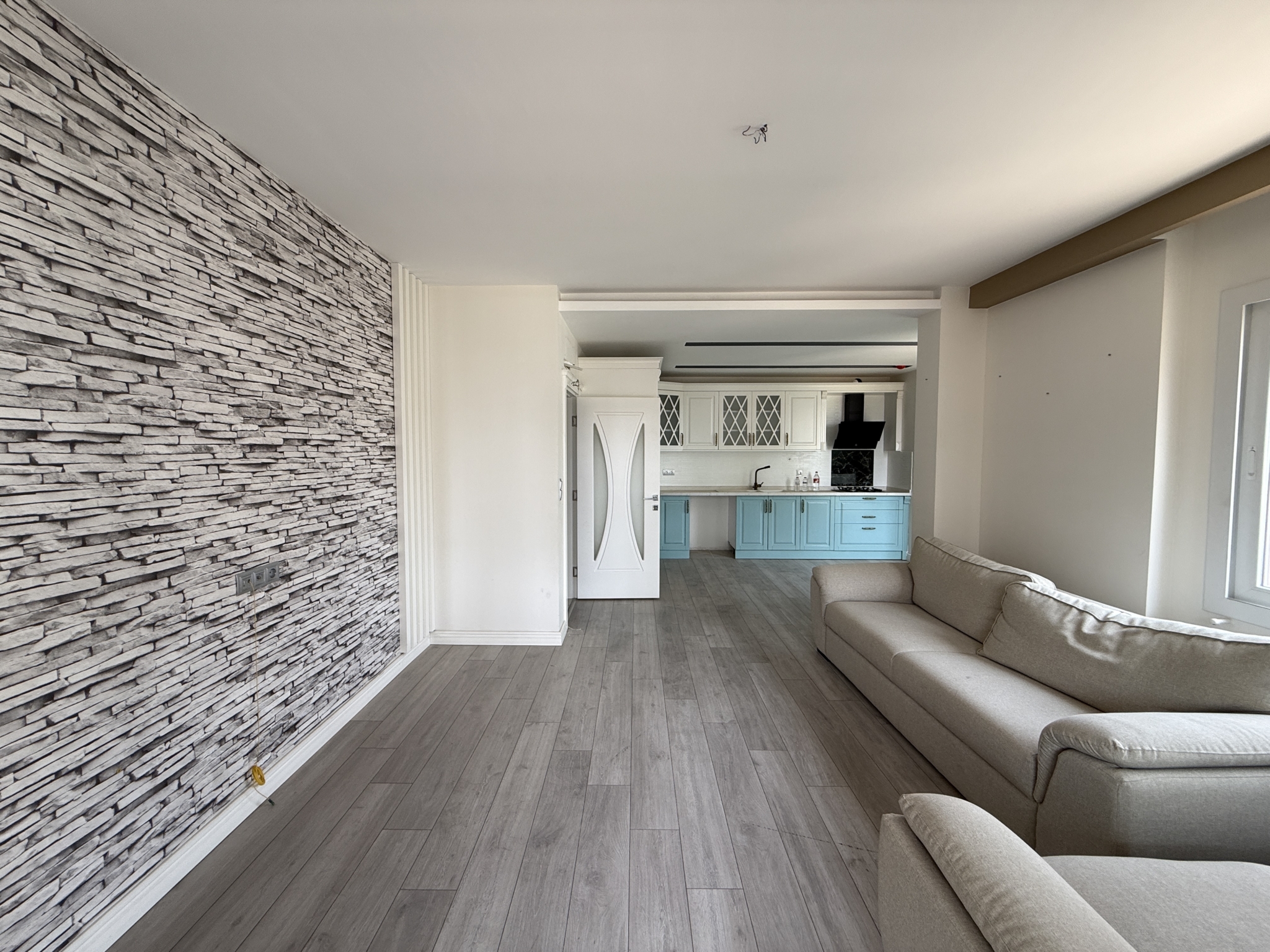 IMG_6217 MERSİN ERDEMLİ ALATA MERİNTUR 16 SATILIK 4+1 DAİRE