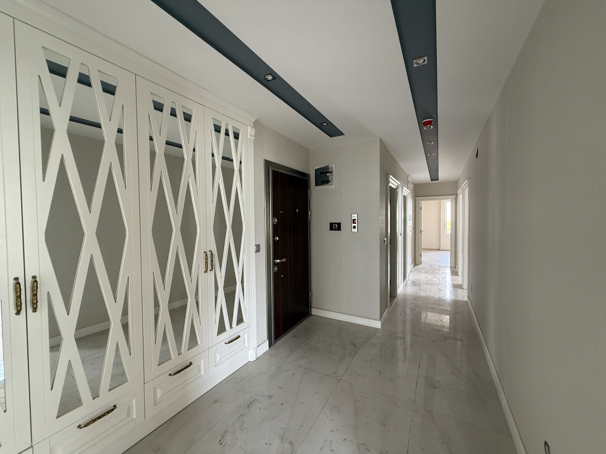 IMG_6223 MERSİN ERDEMLİ ALATA MERİNTUR 16 SATILIK 4+1 DAİRE