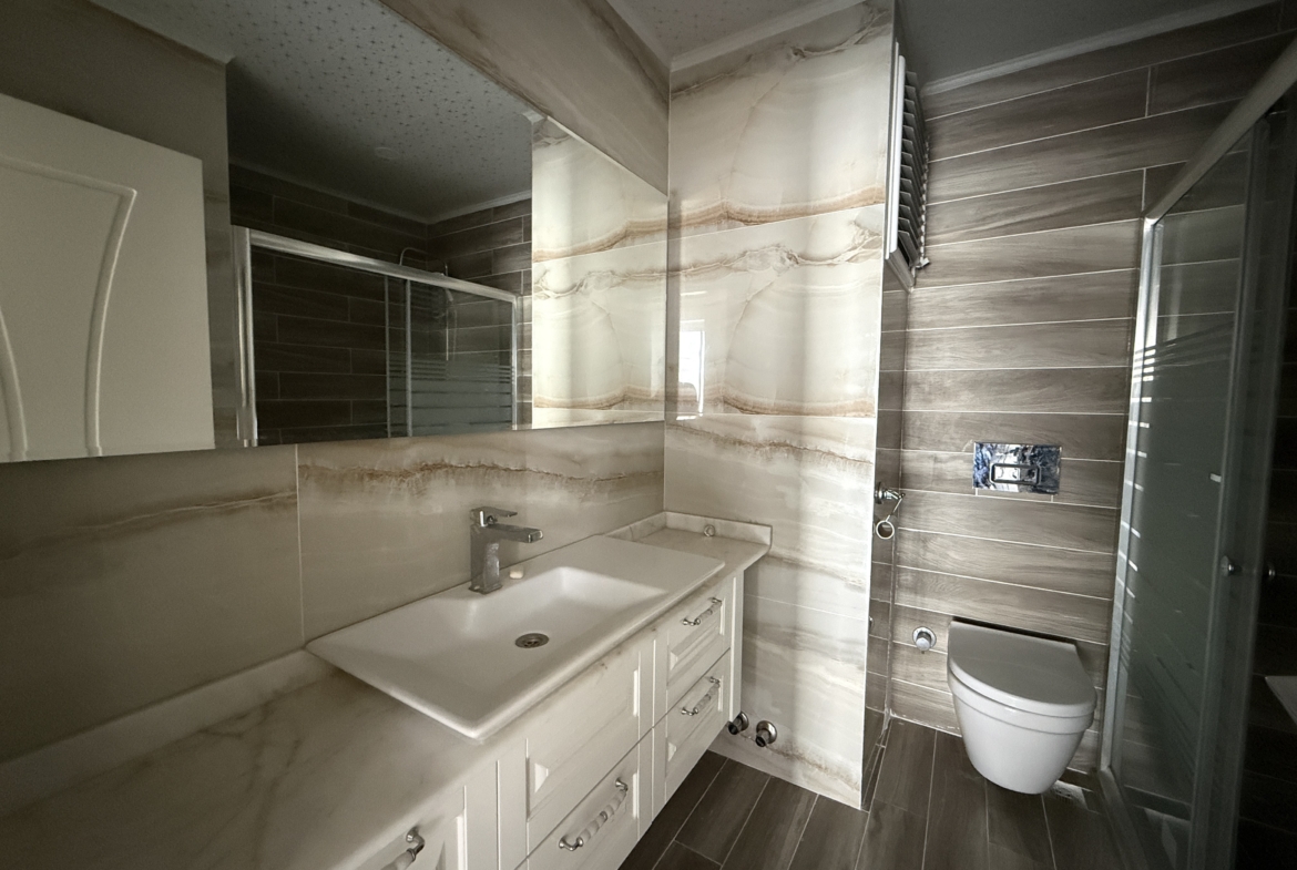 MERSİN ERDEMLİ ALATA MERİNTUR 16  SATILIK 4+1 DAİRE