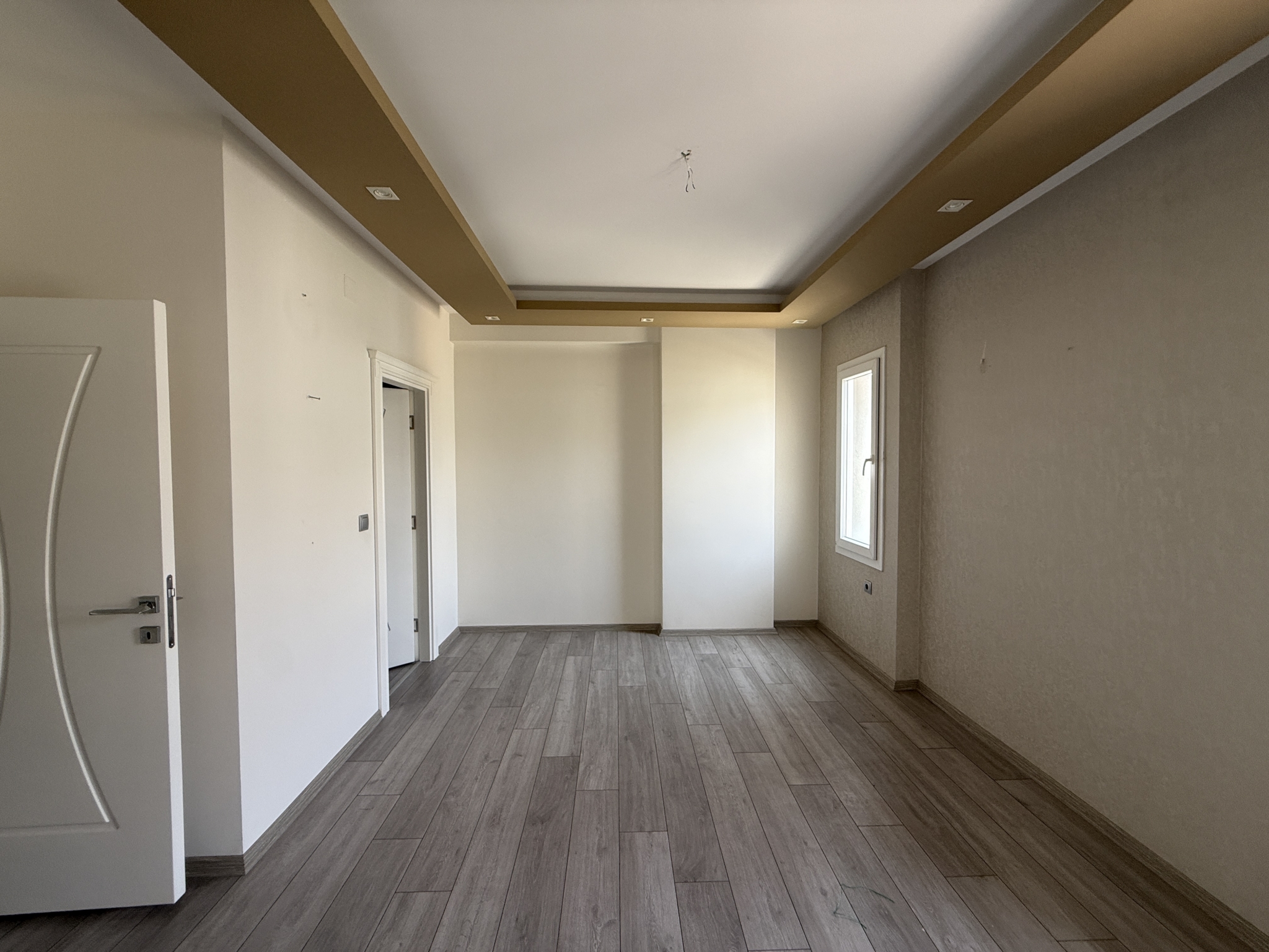 IMG_6231 MERSİN ERDEMLİ ALATA MERİNTUR 16 SATILIK 4+1 DAİRE