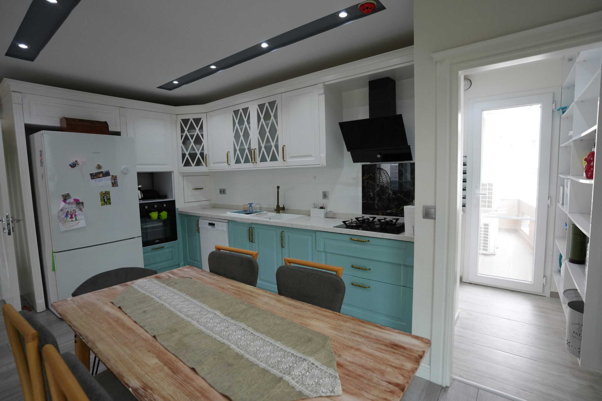 MERSİN ERDEMLİ ALATA MERİNTUR 16  SATILIK 4+1 DAİRE