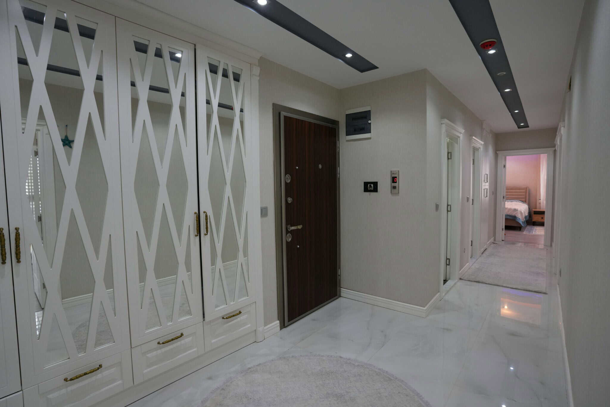 MERSİN ERDEMLİ ALATA MERİNTUR 16  SATILIK 4+1 DAİRE