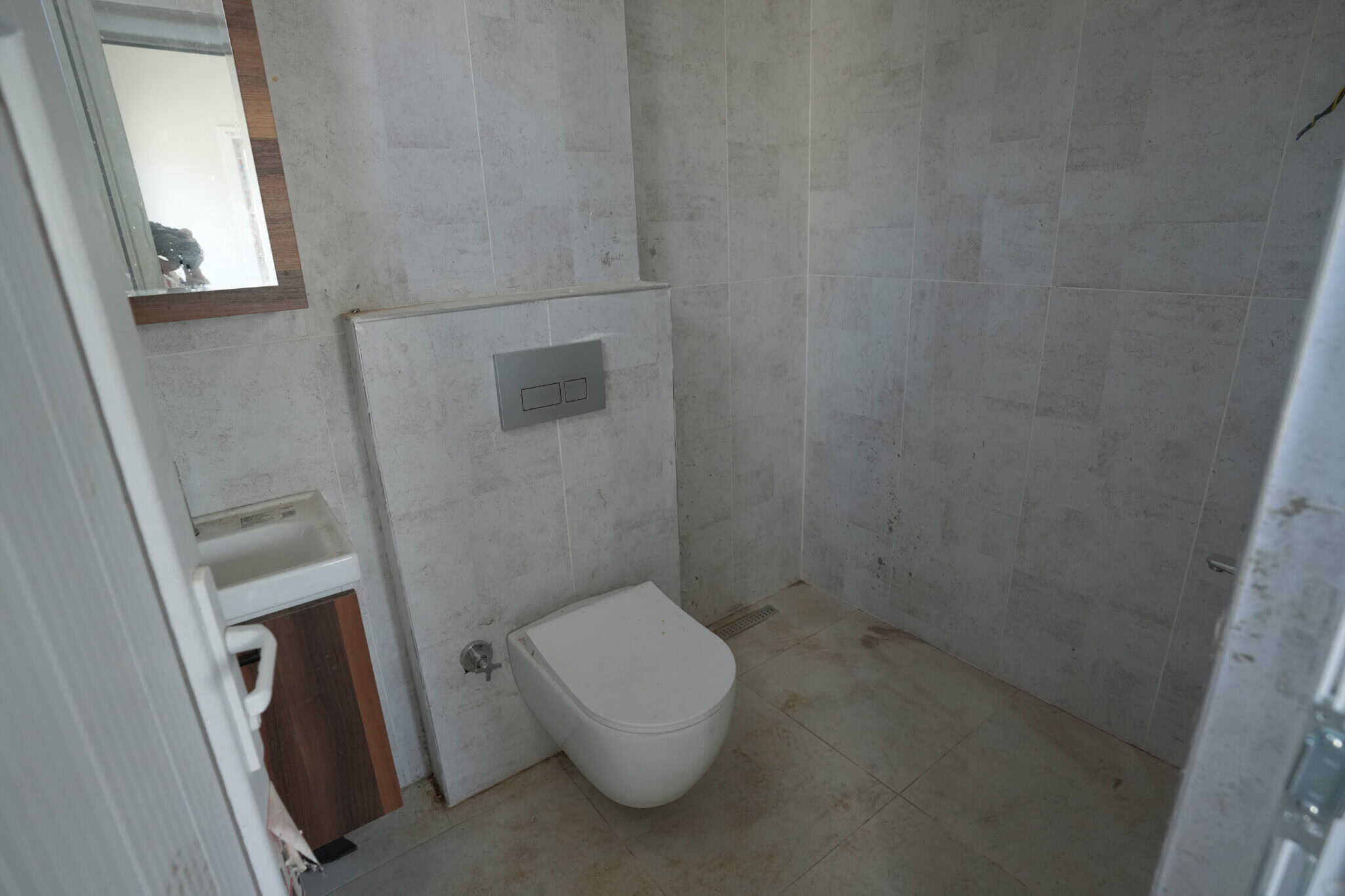 Mersin Erdemli Ayaş Canpolat Merso Sitesi Satılık 2+1 Fırsat Daire