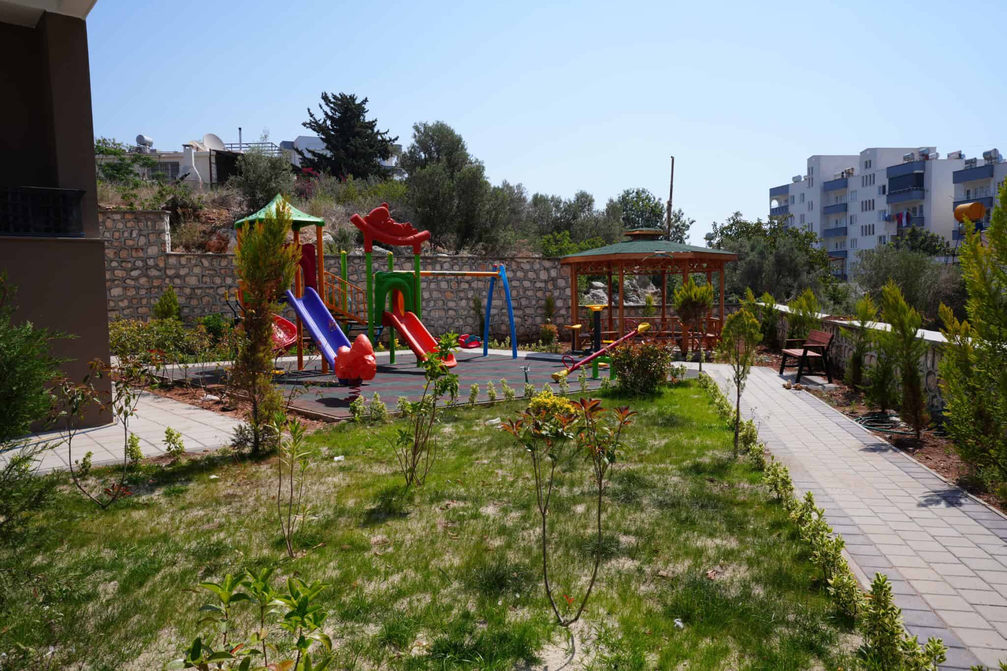 Mersin Erdemli Ayaş Canpolat Merso Sitesi Satılık 2+1 Fırsat Daire