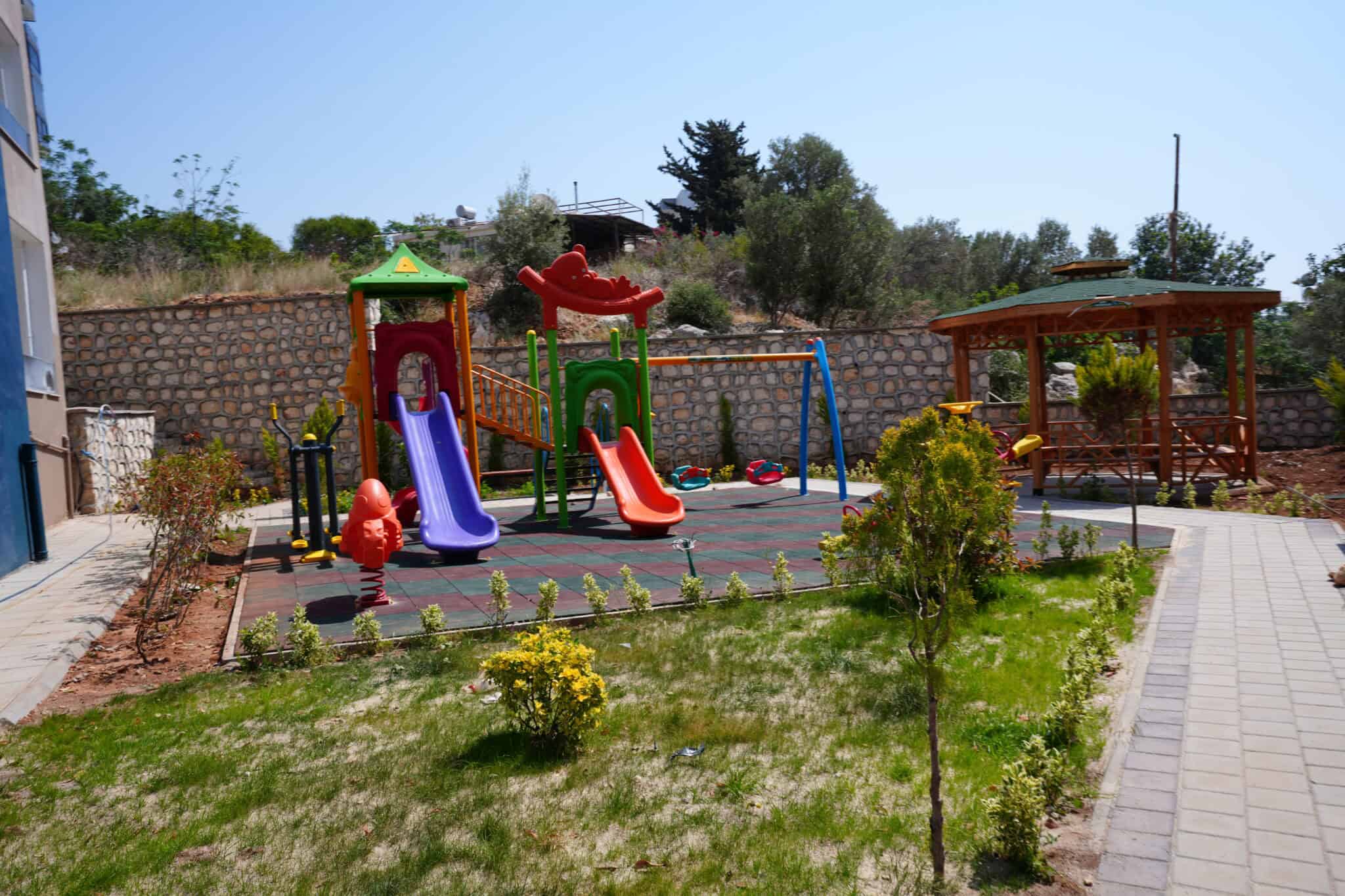 Mersin Erdemli Ayaş Canpolat Merso Sitesi Satılık 2+1 Fırsat Daire