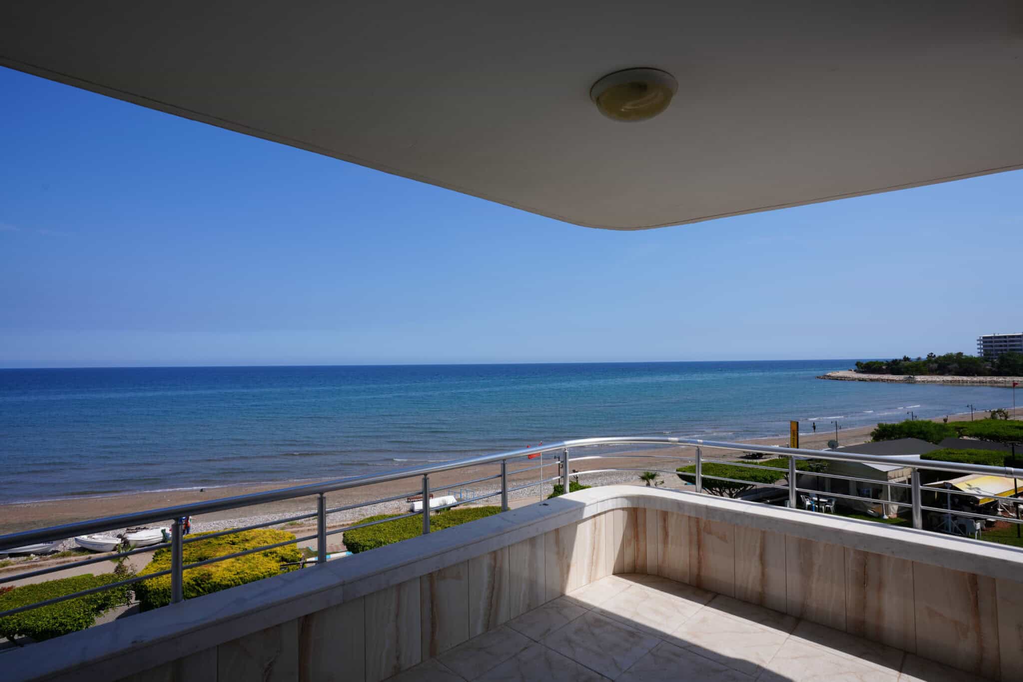 Mersin Erdemli Limonlu Ayper Sitesi Denize Sıfır Satılık 3+1 Daire