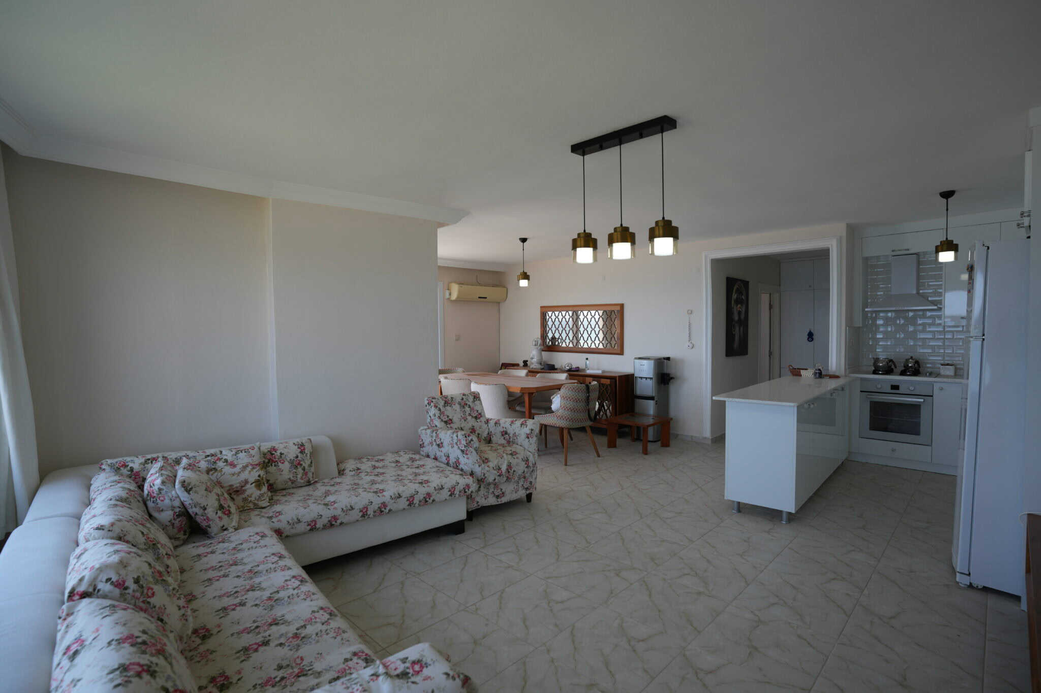 Mersin Erdemli Limonlu Ayper Sitesi Denize Sıfır Satılık 3+1 Daire