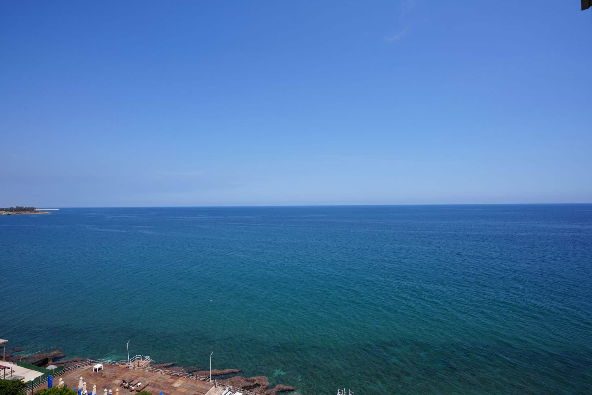 Mersin Erdemli Ayaş Elissa-locatie aan zee 2+1 appartement te koop