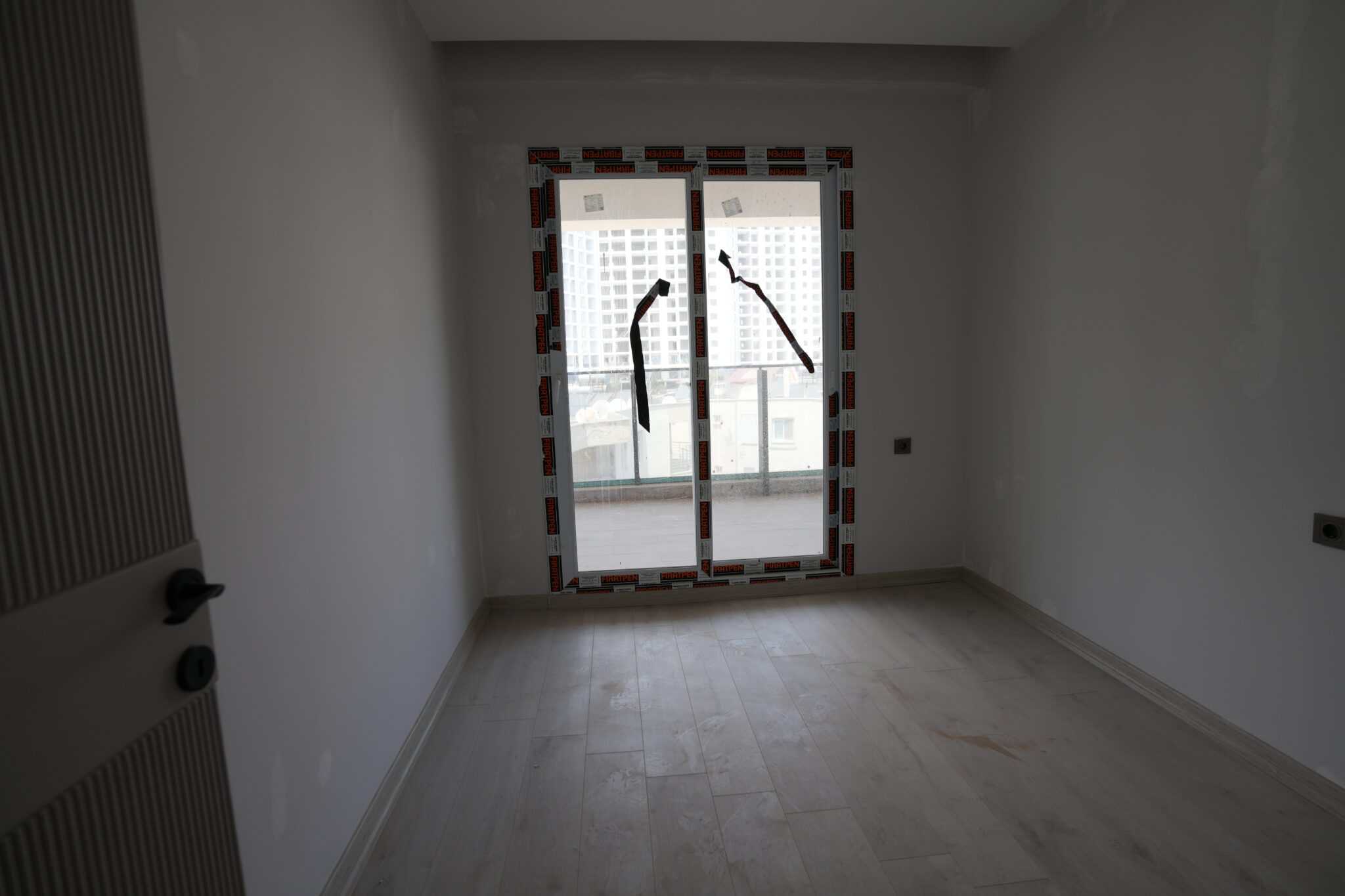 Mersin Erdemli Ayaş Emerald Aura 2+1 appartement aan zee te koop