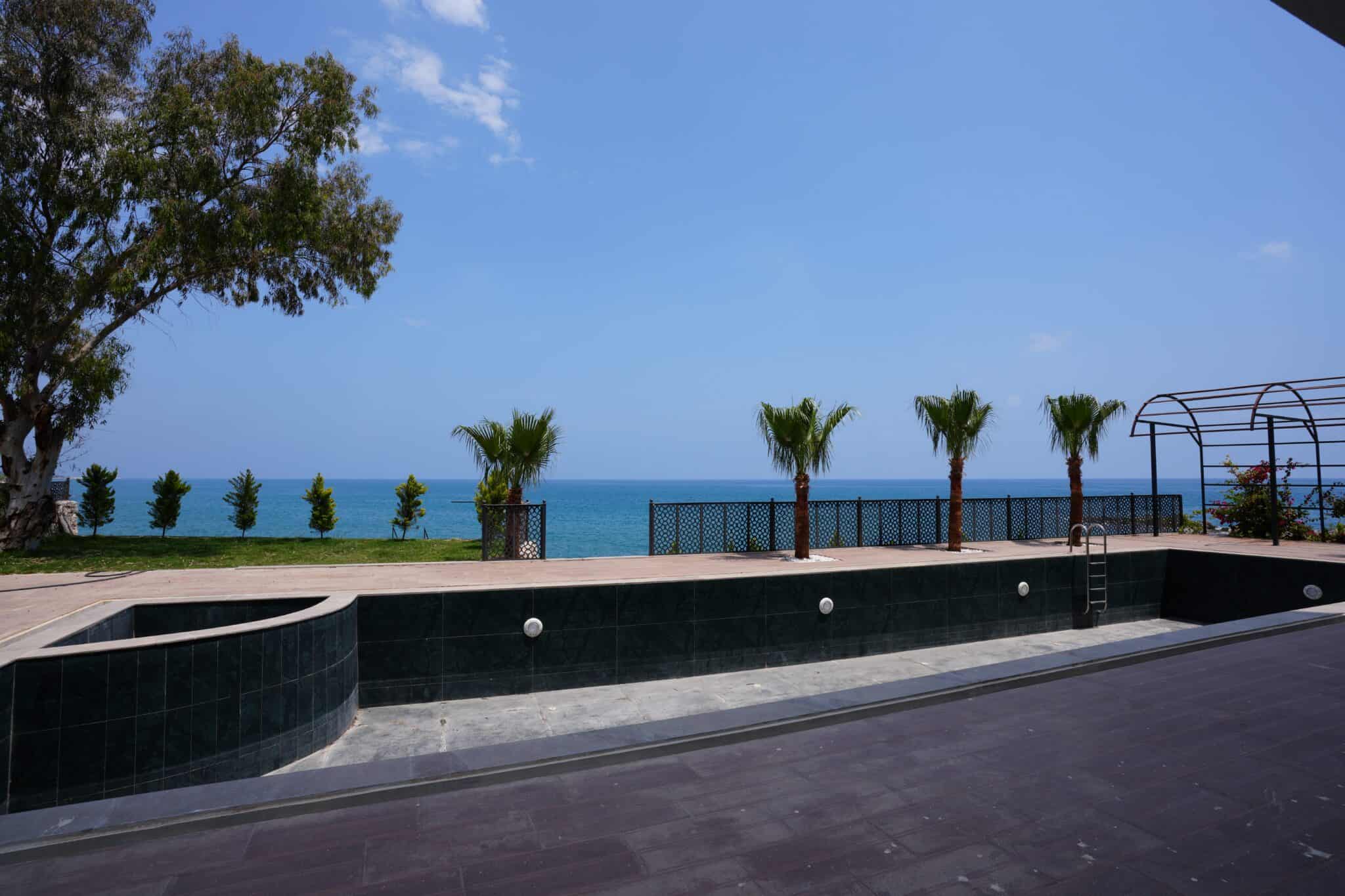 Mersin Erdemli Ayaş Emerald Aura 2+1 appartement aan zee te koop