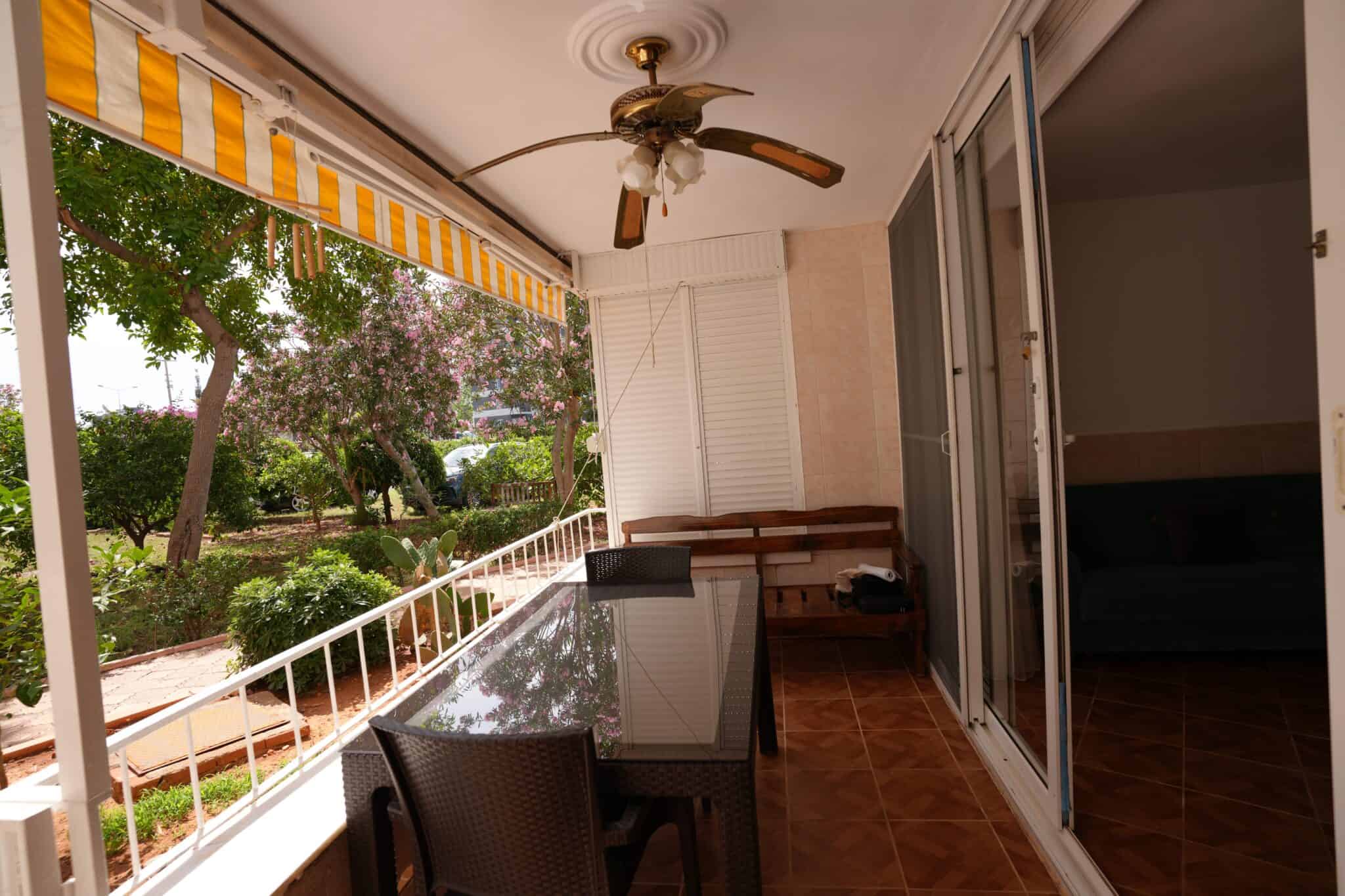 Mersin Erdemli Limonlu Denize Sıfır Faruk Şıhman Sitesi Satılık 2+1 Bahçe Katı Daire