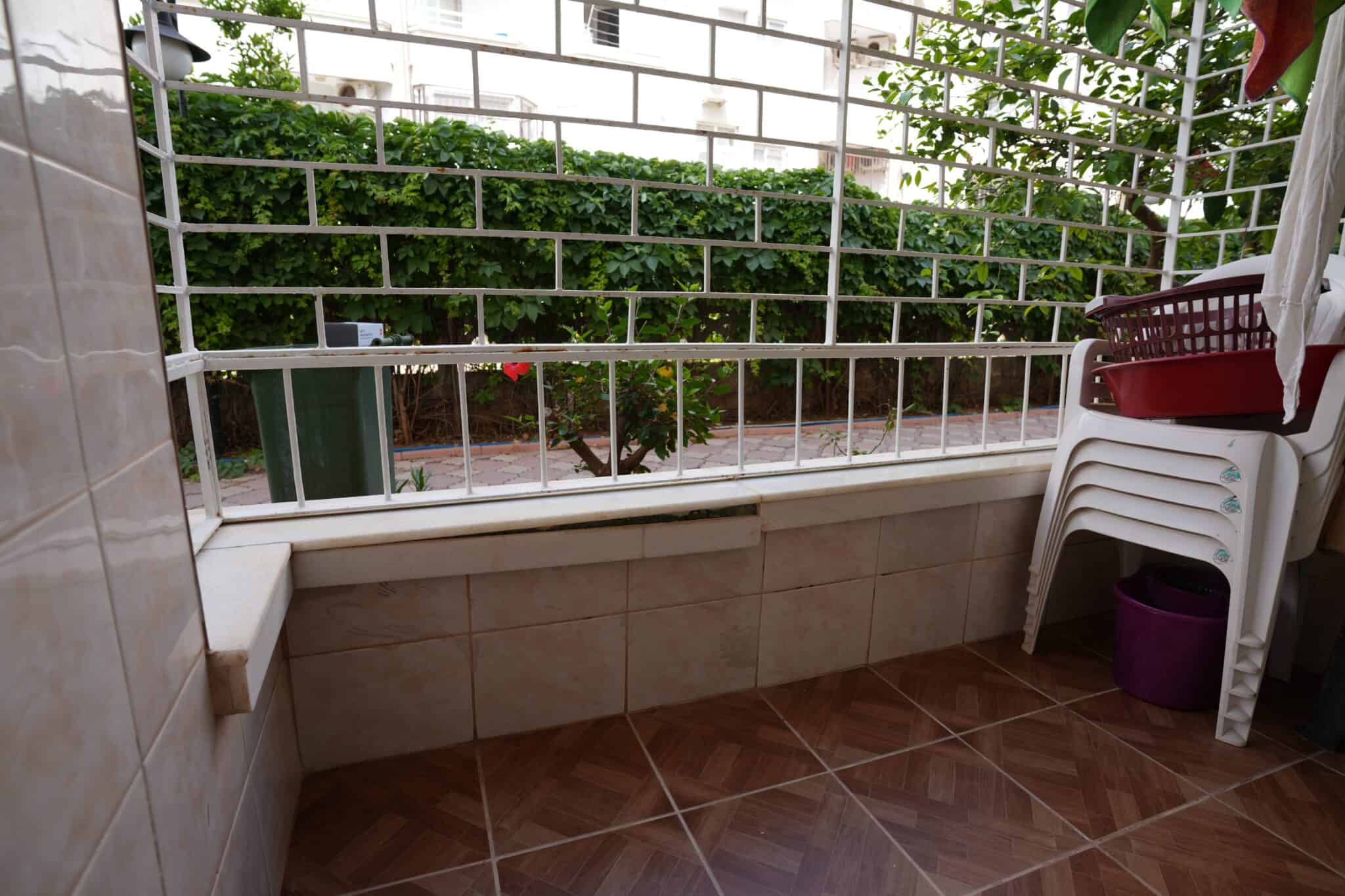 Mersin Erdemli Limonlu Denize Sıfır Faruk Şıhman Sitesi Satılık 2+1 Bahçe Katı Daire