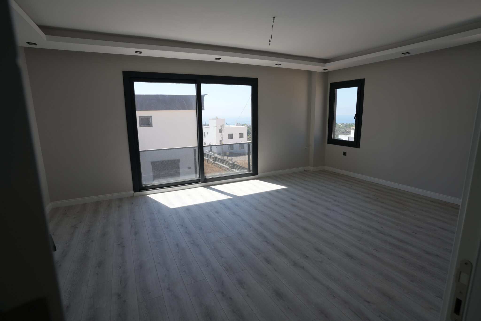 Mersin Erdemli Tırtar Deniz Manzaralı Satılık 4+1 Dubleks Villa