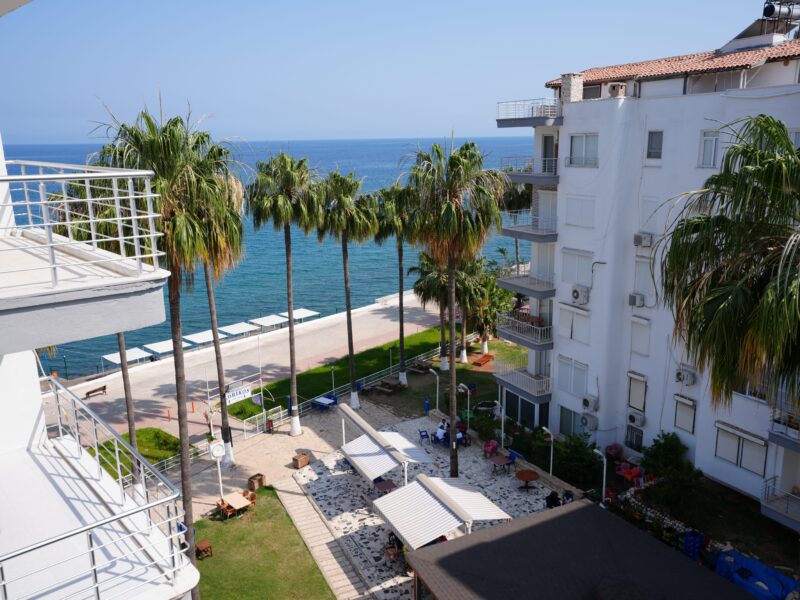 Mersin Erdemli Tırtar Korikos Tatil Sitesi Ön Blok Satılık 2+1 Köşe Daire