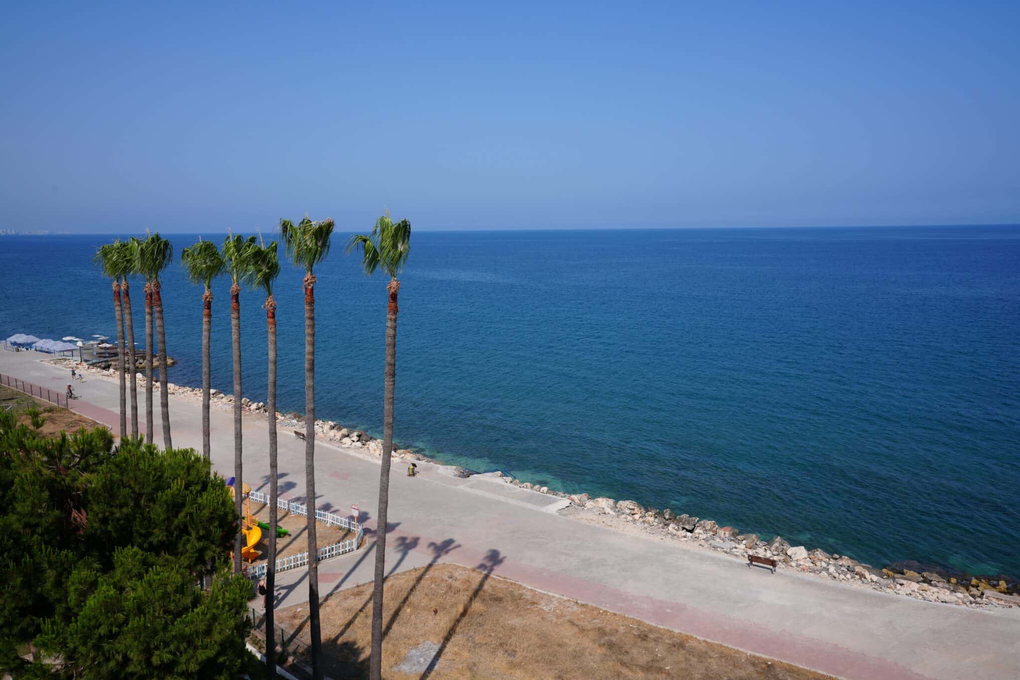 Mersin Erdemli Tırtar Korikos Holiday Site Front Block For Sale 2+1 Corner Flat