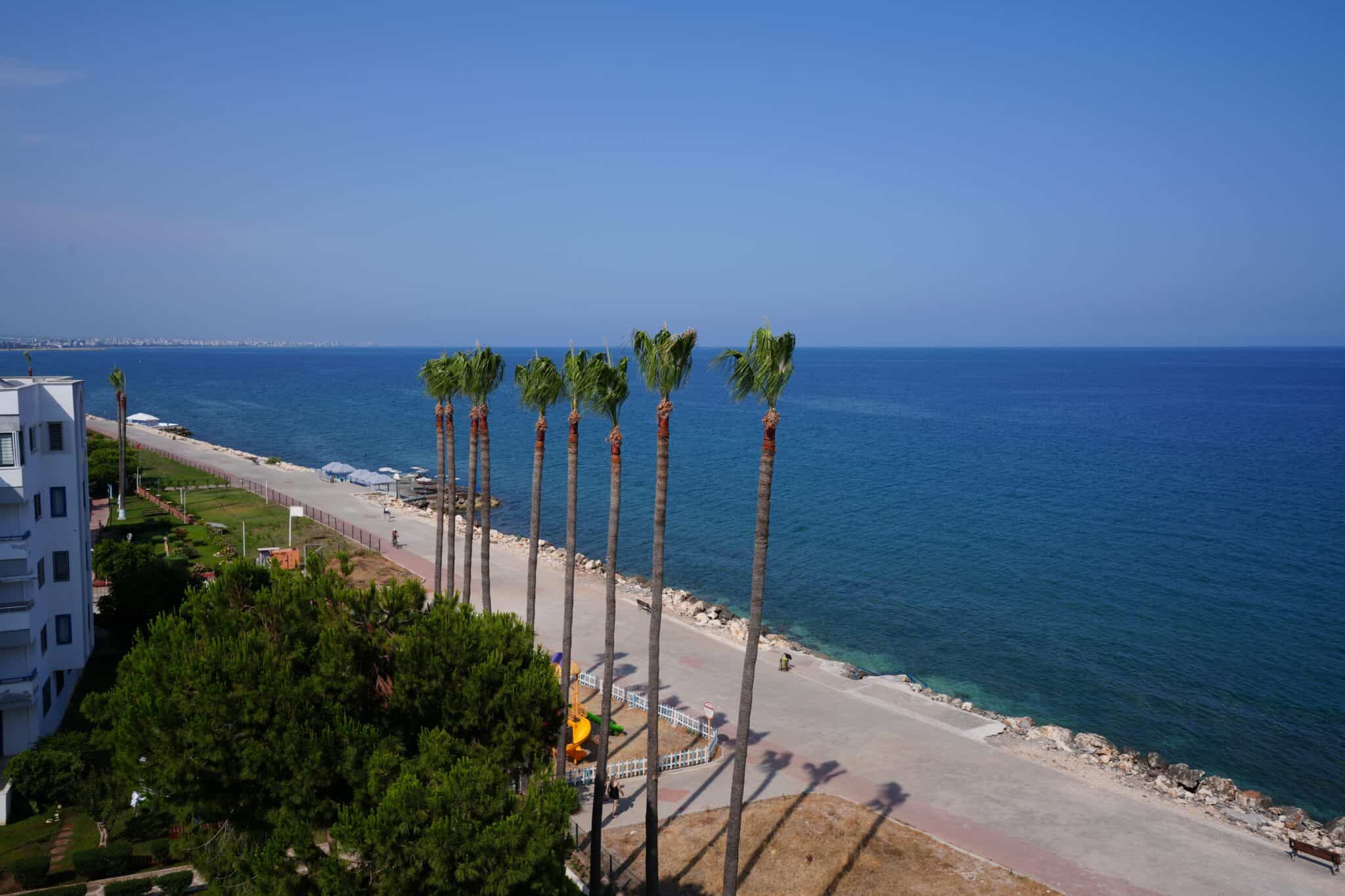 Mersin Erdemli Tırtar Korikos Holiday Site Front Block For Sale 2+1 Corner Flat