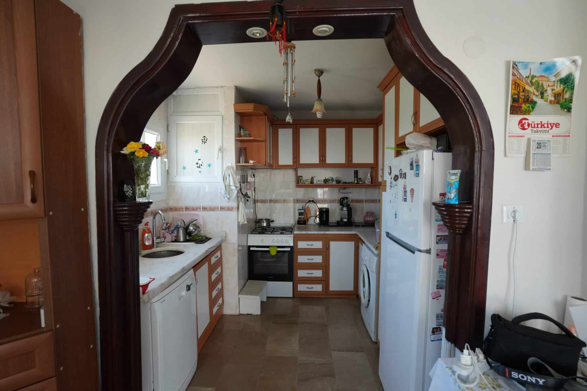 Mersin Erdemli Tömük Tatil Sitesi Ön Blok Satılık 2+1 Köşe Daire