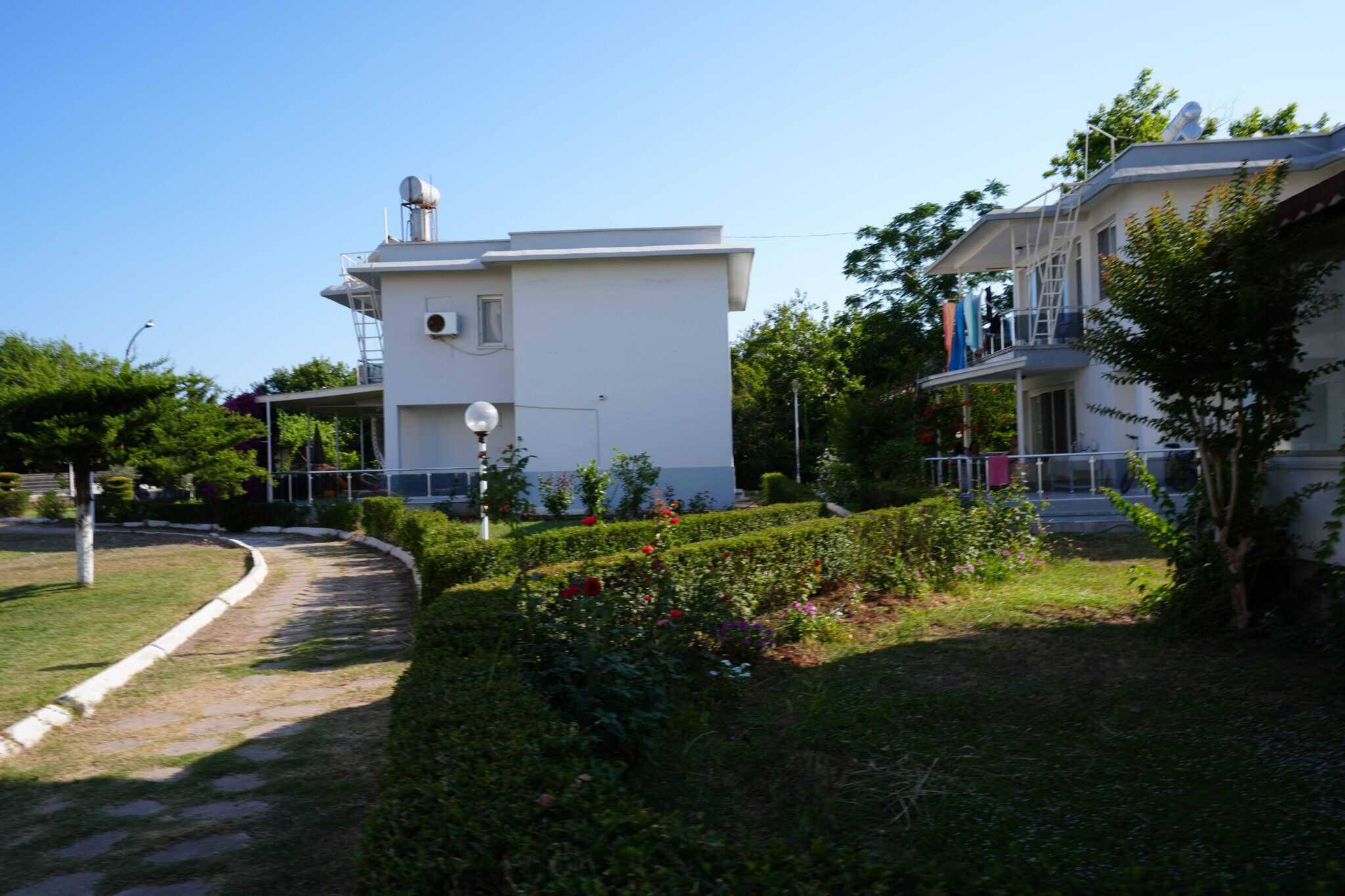 Mersin Erdemli Tömük Tatil Sitesi Ön Blok Satılık 2+1 Köşe Daire